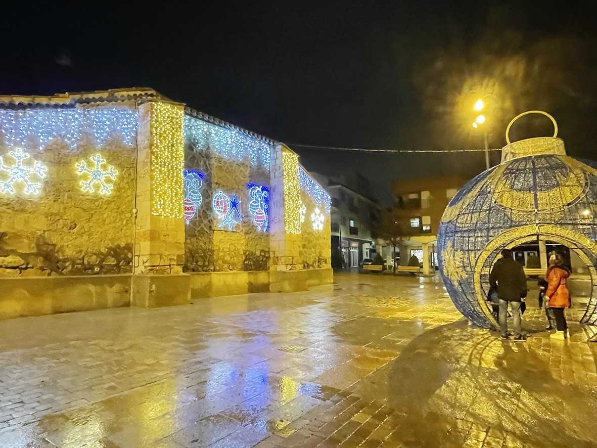 Carbajosa de la Sagrada se engalana para festejar la Navidad