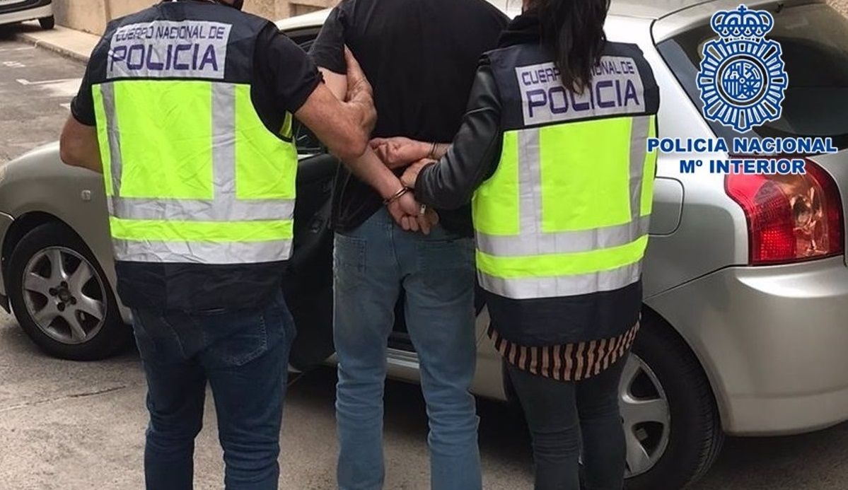 Imagen de archivo de una detención por parte de la Policía Nacional. Foto EP