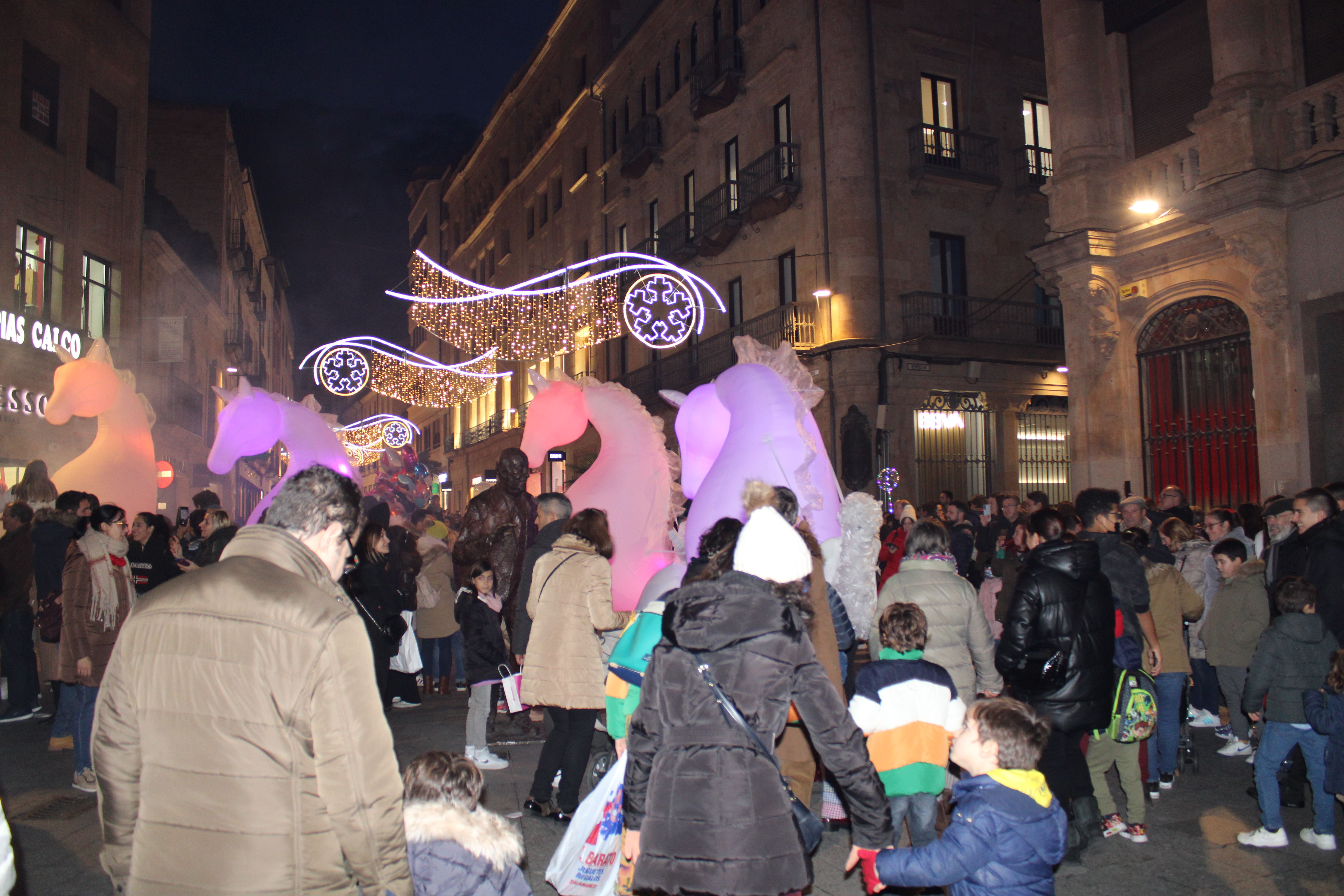 Pasacalles navideño “Caballos de Navidad” con ArtScreative