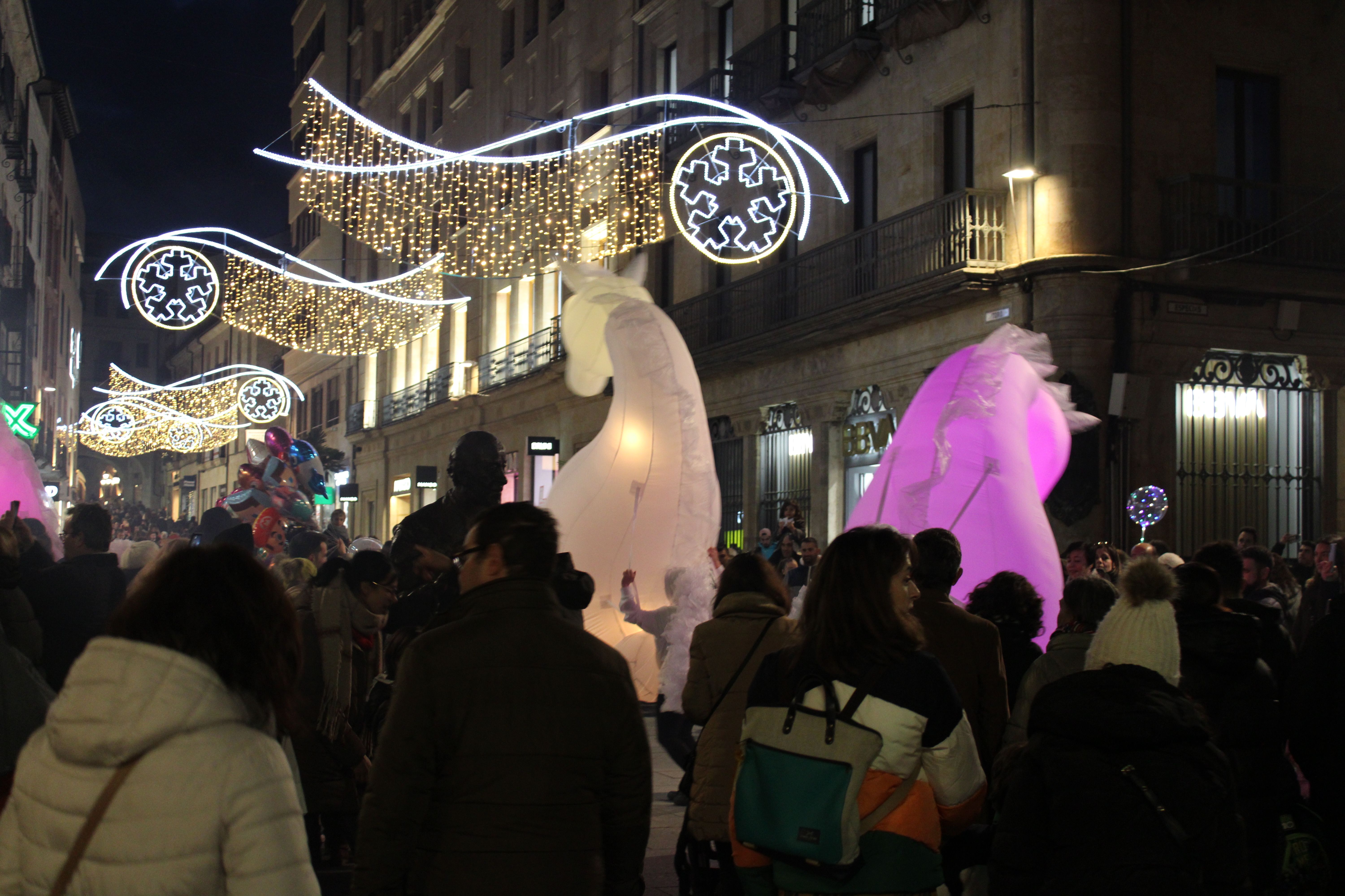 Pasacalles navideño “Caballos de Navidad” con ArtScreative