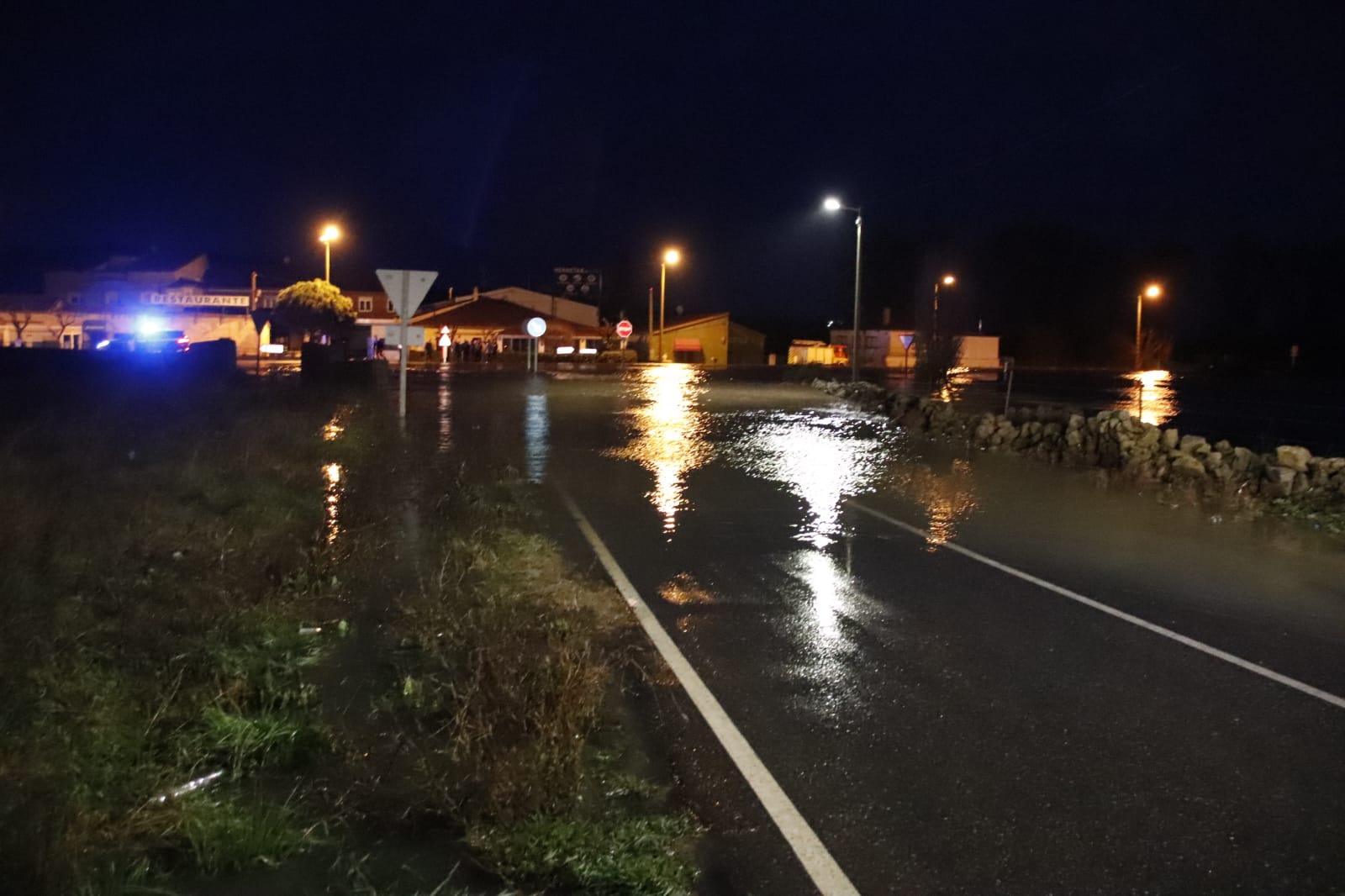 Inundaciones en Aldehuela de la Bóveda. Andrea M (5)