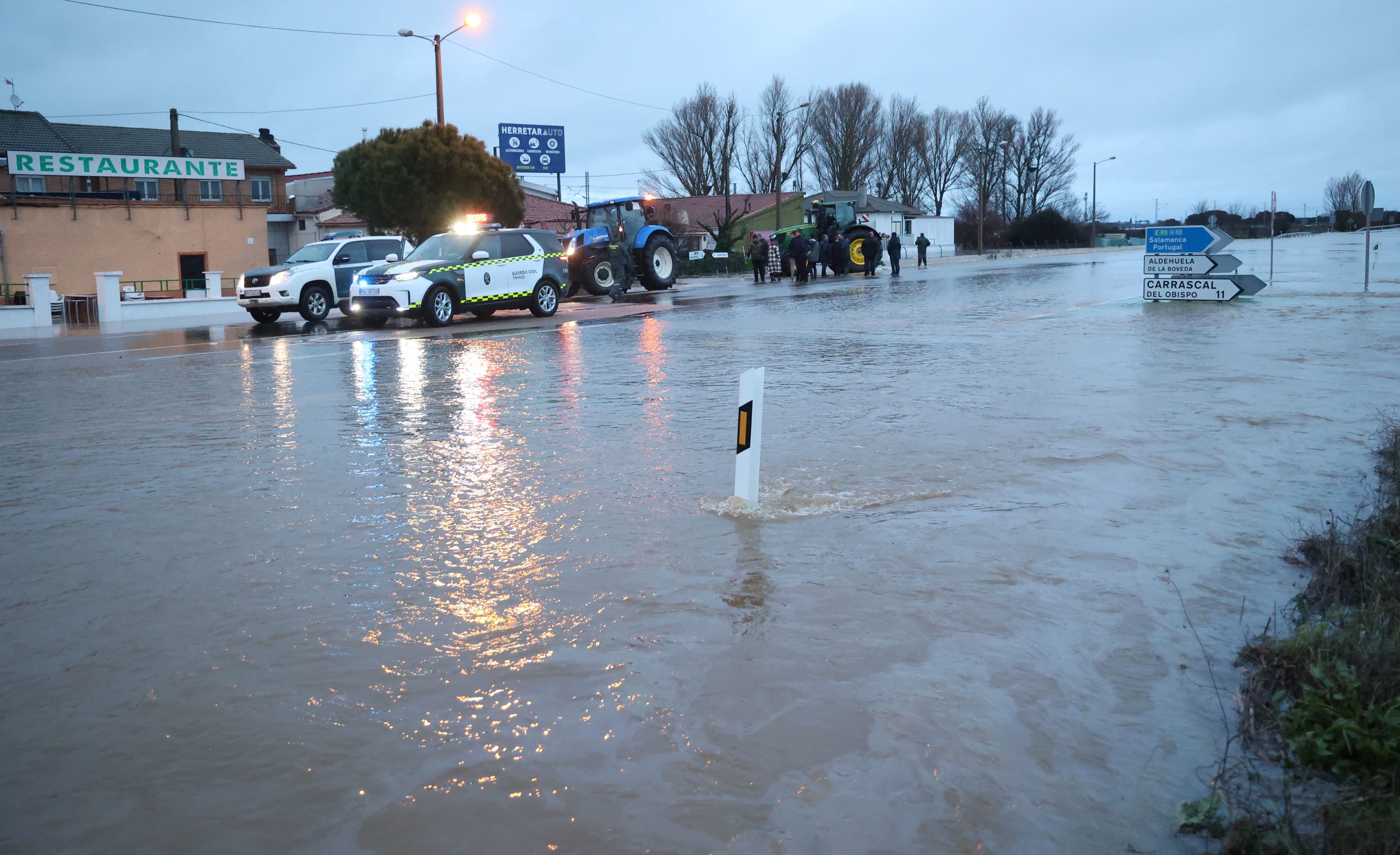 Inundaciones en Aldehuela de la Bóveda. Vicente ICAL (2)