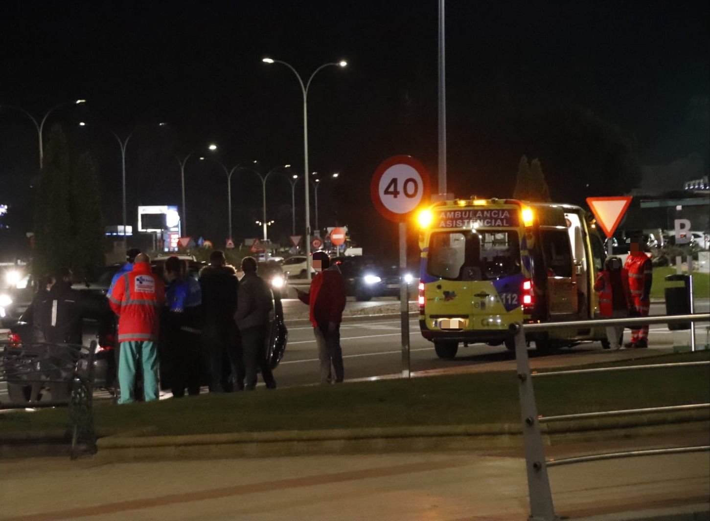 accidente glorieta llaves de la ciudad, Salamanca, Santa Marta. S24H