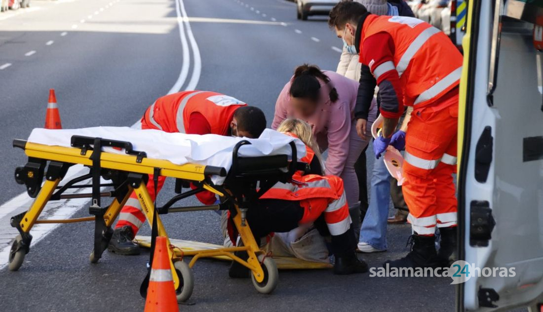 Un menor de 17 años resulta herido tras la colisión de un patinete y un