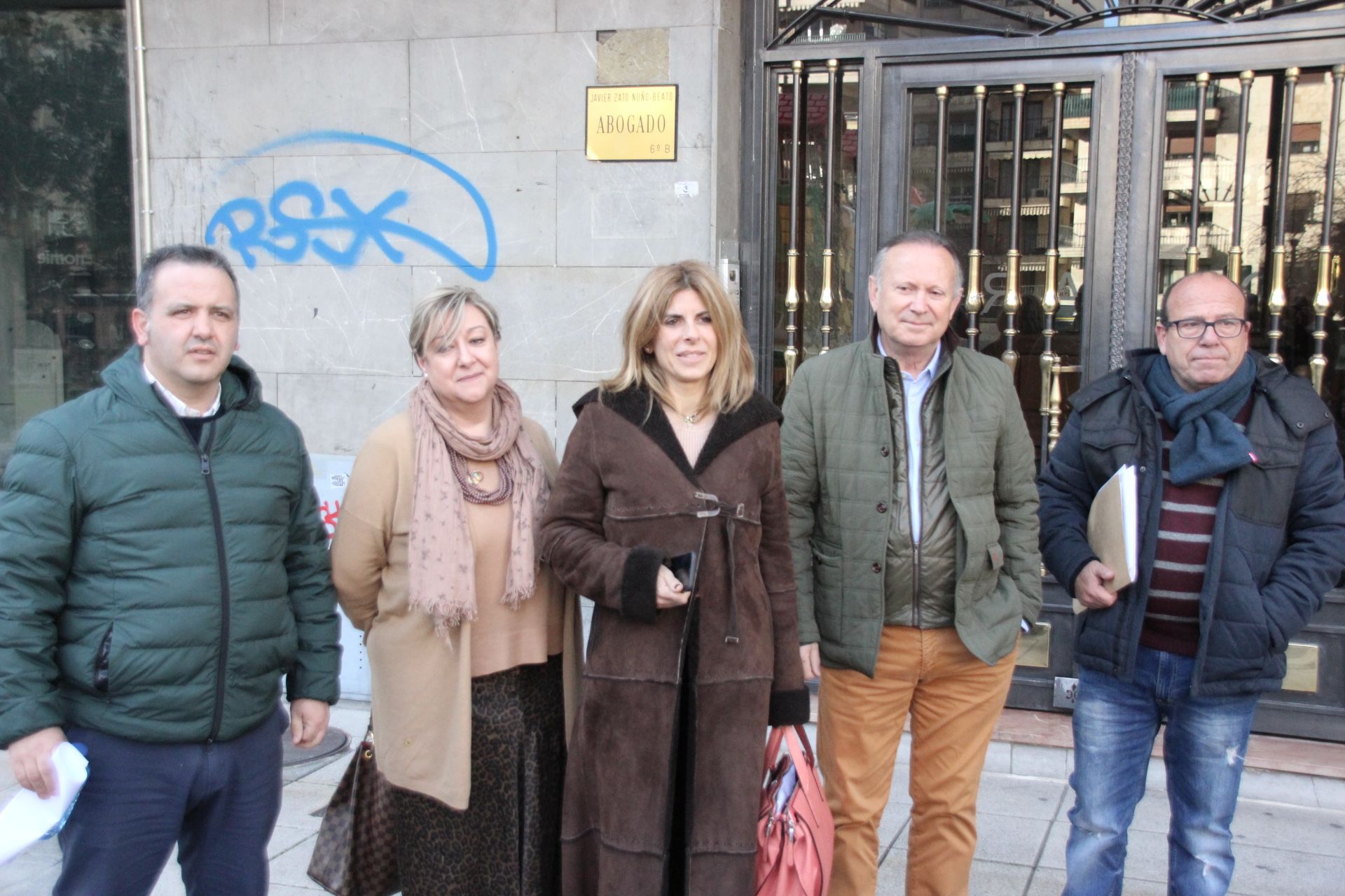 Chabela de la Torre presenta los avales como precandidata a la presidencia del PP de Salamanca