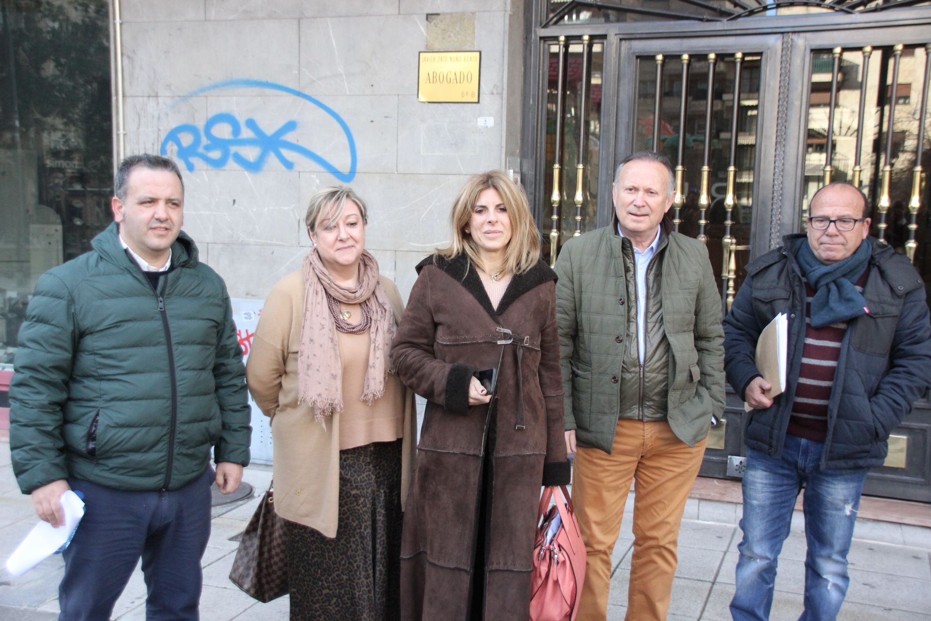 Chabela de la Torre presenta los avales como precandidata a la presidencia del PP de Salamanca