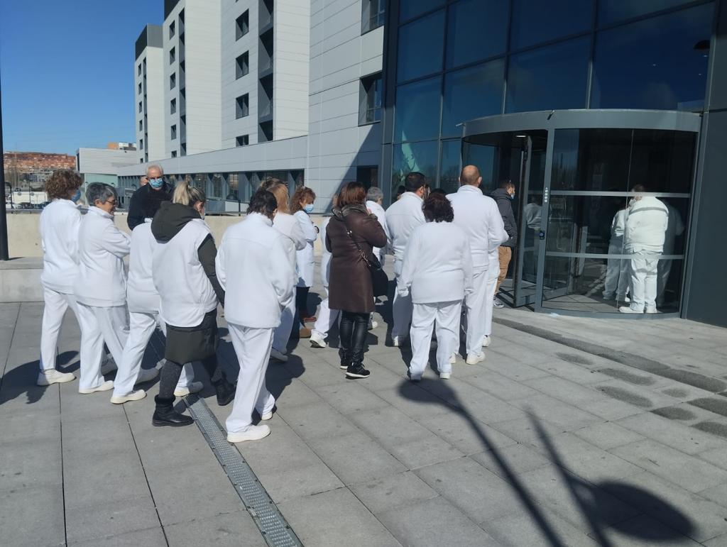 Movilización de los trabajadores de la cocina del Hospital de Salamanca.