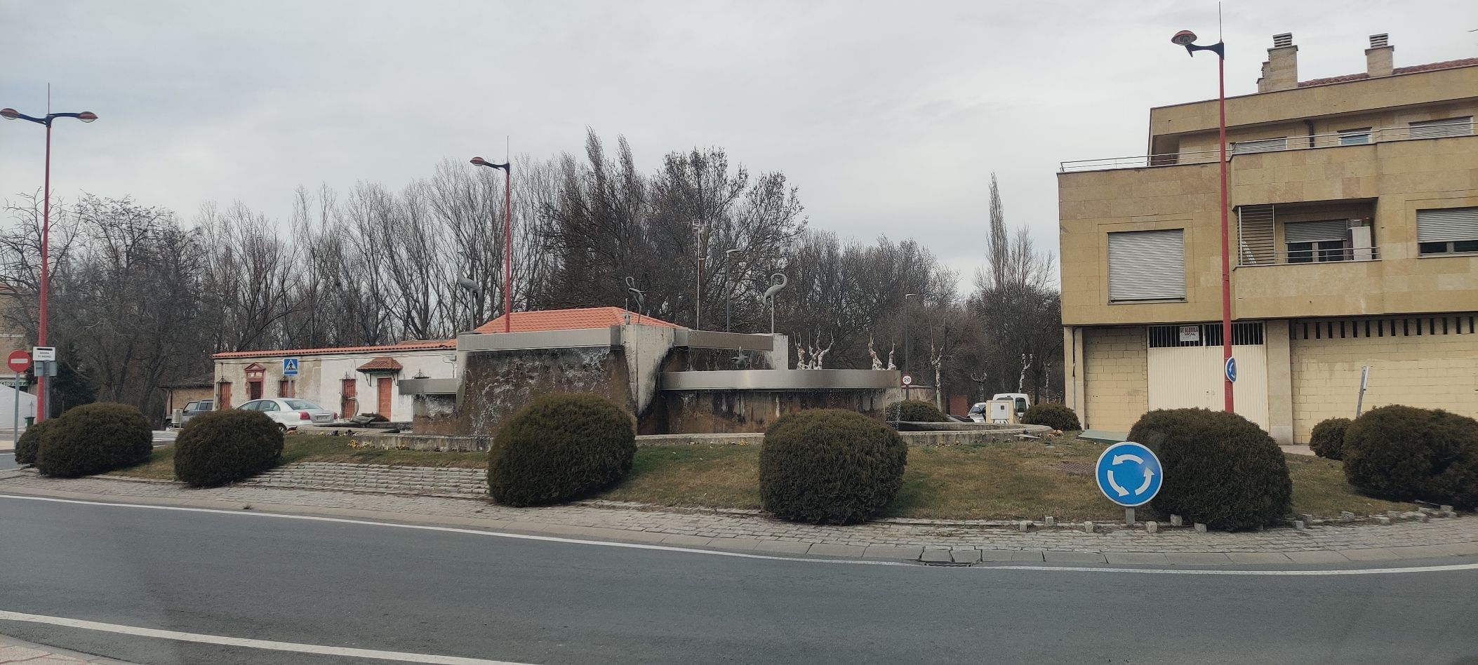 Fuente en la carretera de Madrid, en Santa Marta de Tormes 