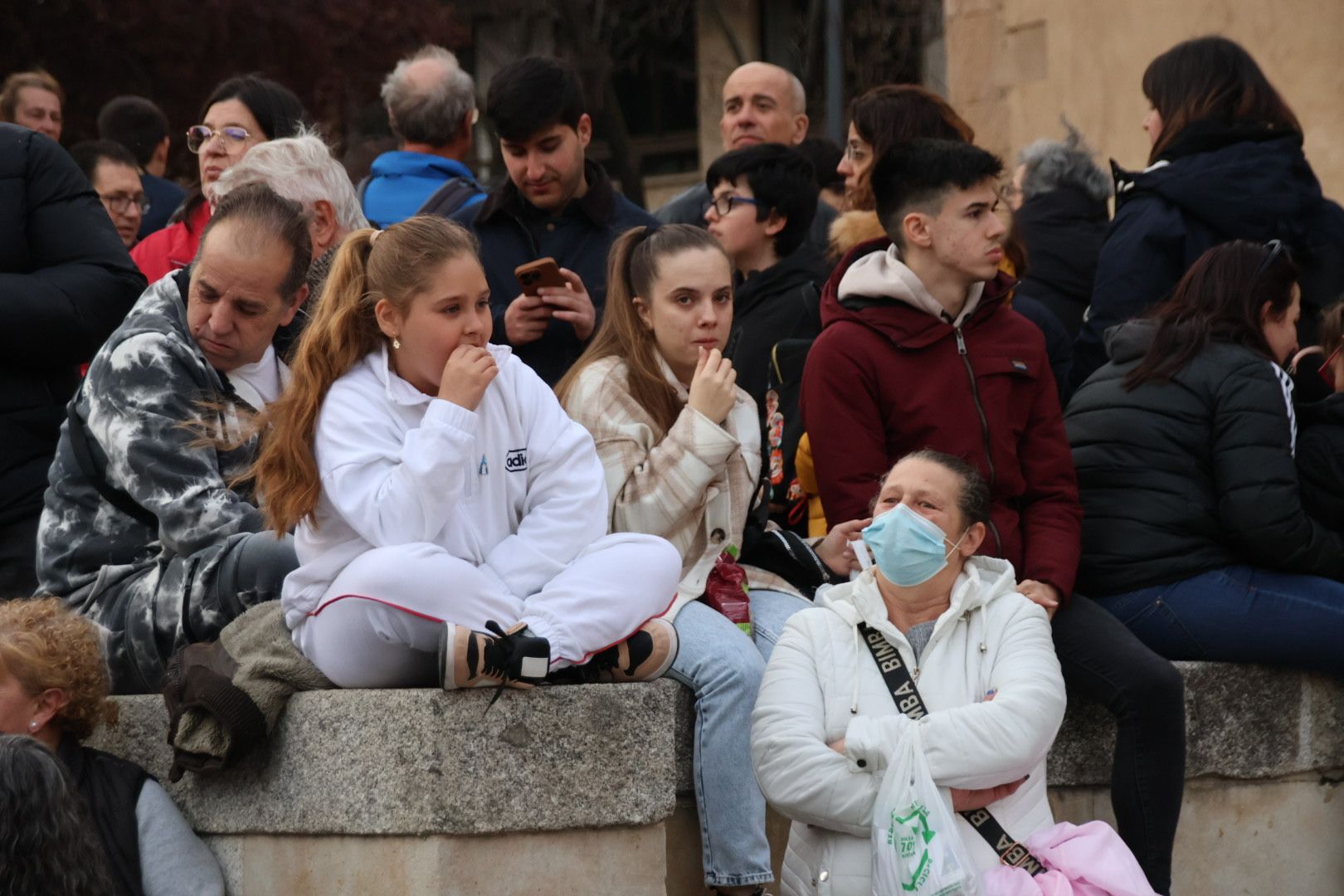 Ambiente en la Procesión del Vía Matris de la Cofradía de la Vera Cruz