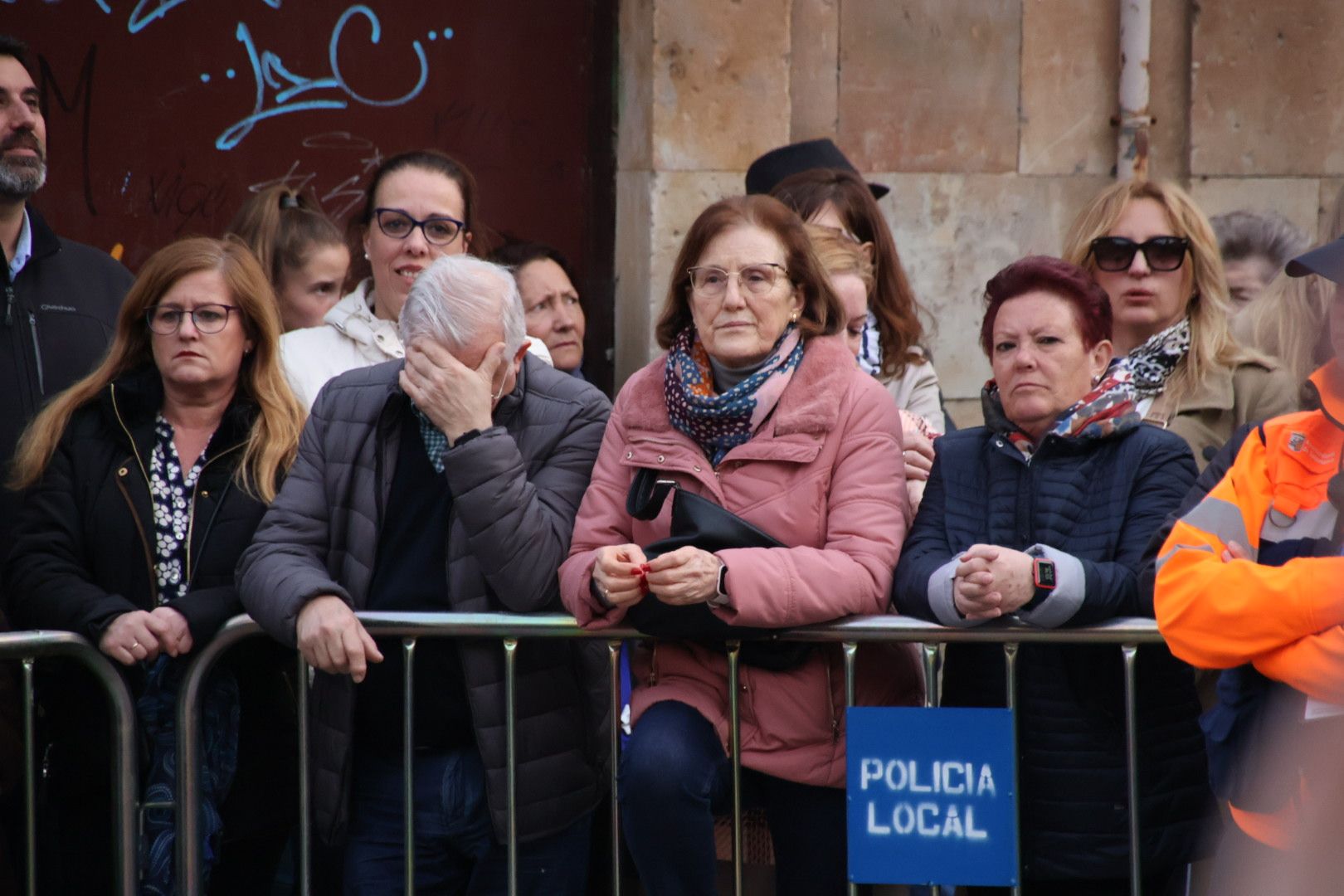 Ambiente en la Procesión del Vía Matris de la Cofradía de la Vera Cruz8585