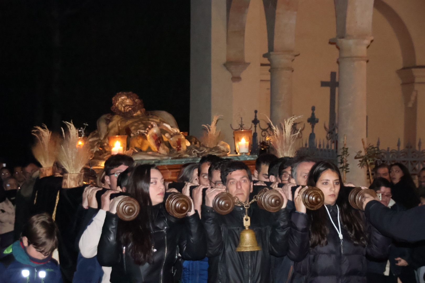 Traslado de la imagen del Santísimo Cristo de la Liberación de la Hermandad del Cristo del Amor y de la Paz