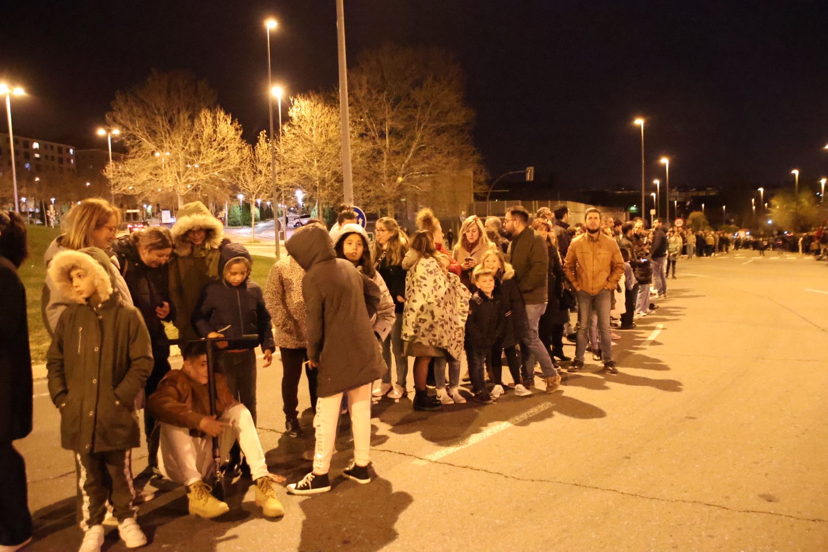 Ambiente en el Traslado de la imagen del Santísimo Cristo de la Liberación de la Hermandad del Cristo del Amor y de la Paz