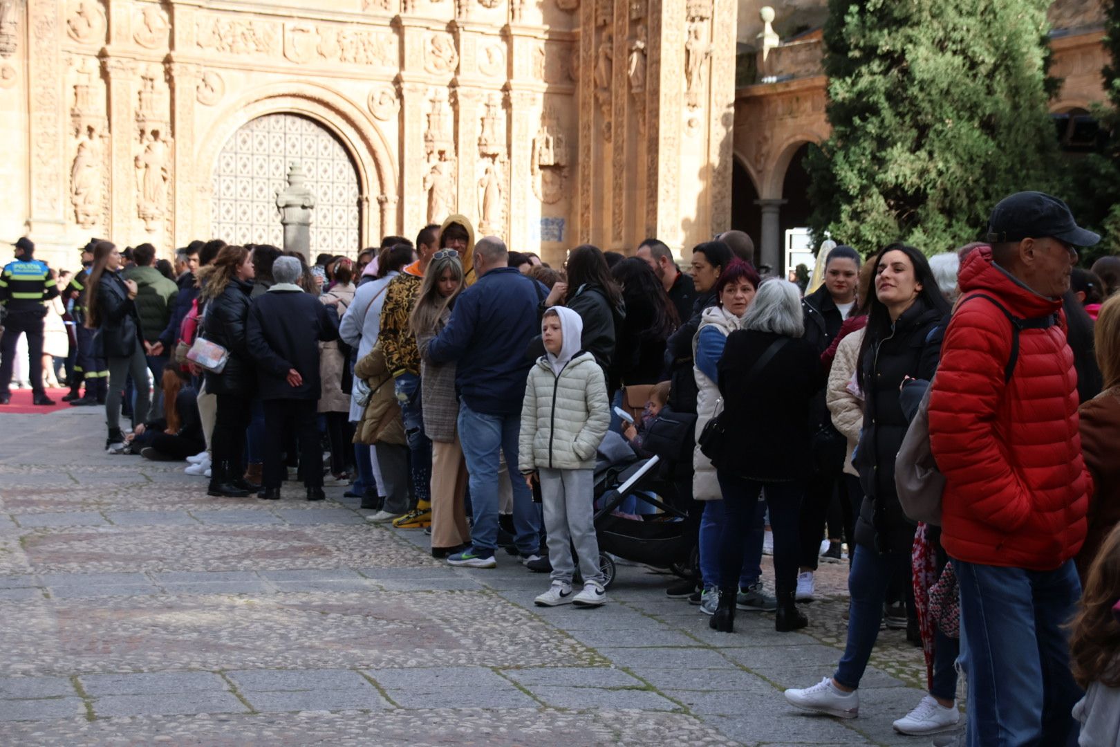 Ambiente en la Procesión de Jesús de la Redención de la Archicofradía del Rosario