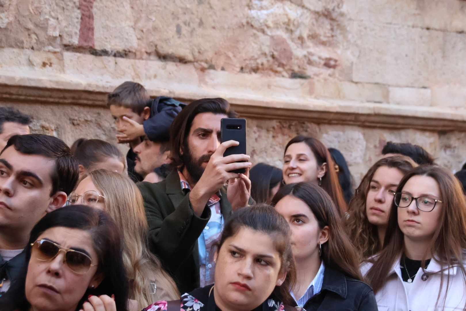 Ambiente en la Procesión de la Hermandad de Jesús Despojado y María Santísima de la Caridad y del Consuelo