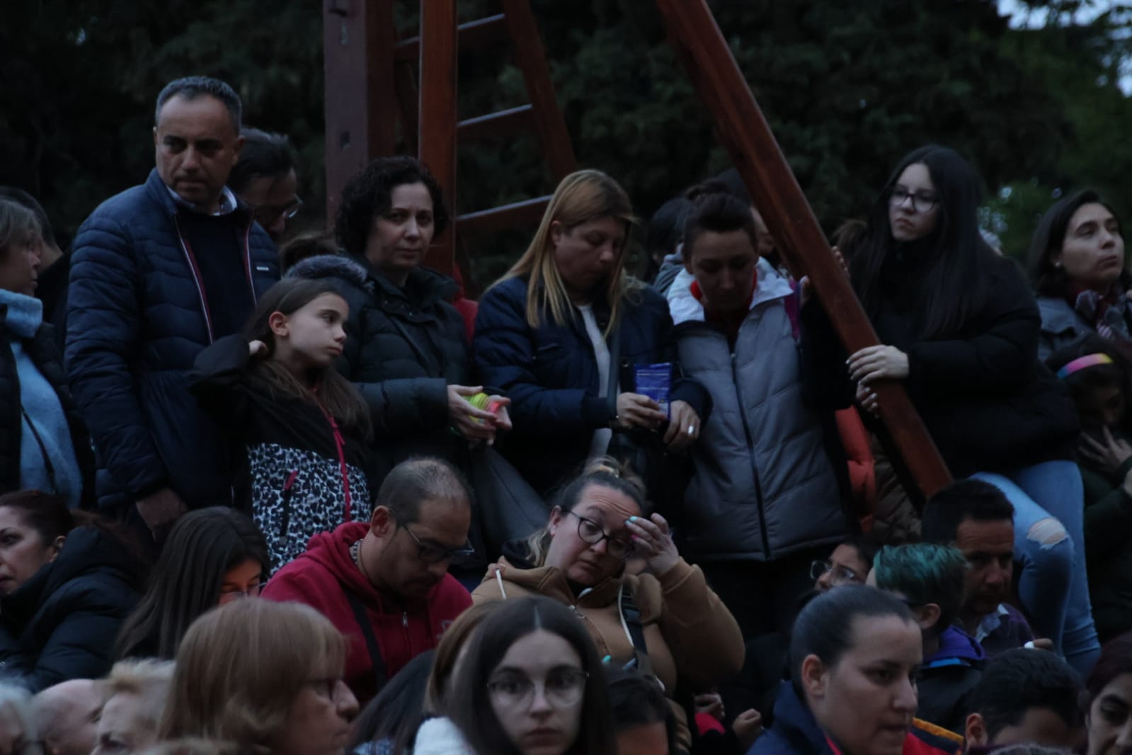 Ambiente en la procesión del Cristo de los Doctrinos y la Virgen de la Amargura de la Cofradía de la Vera Cruz