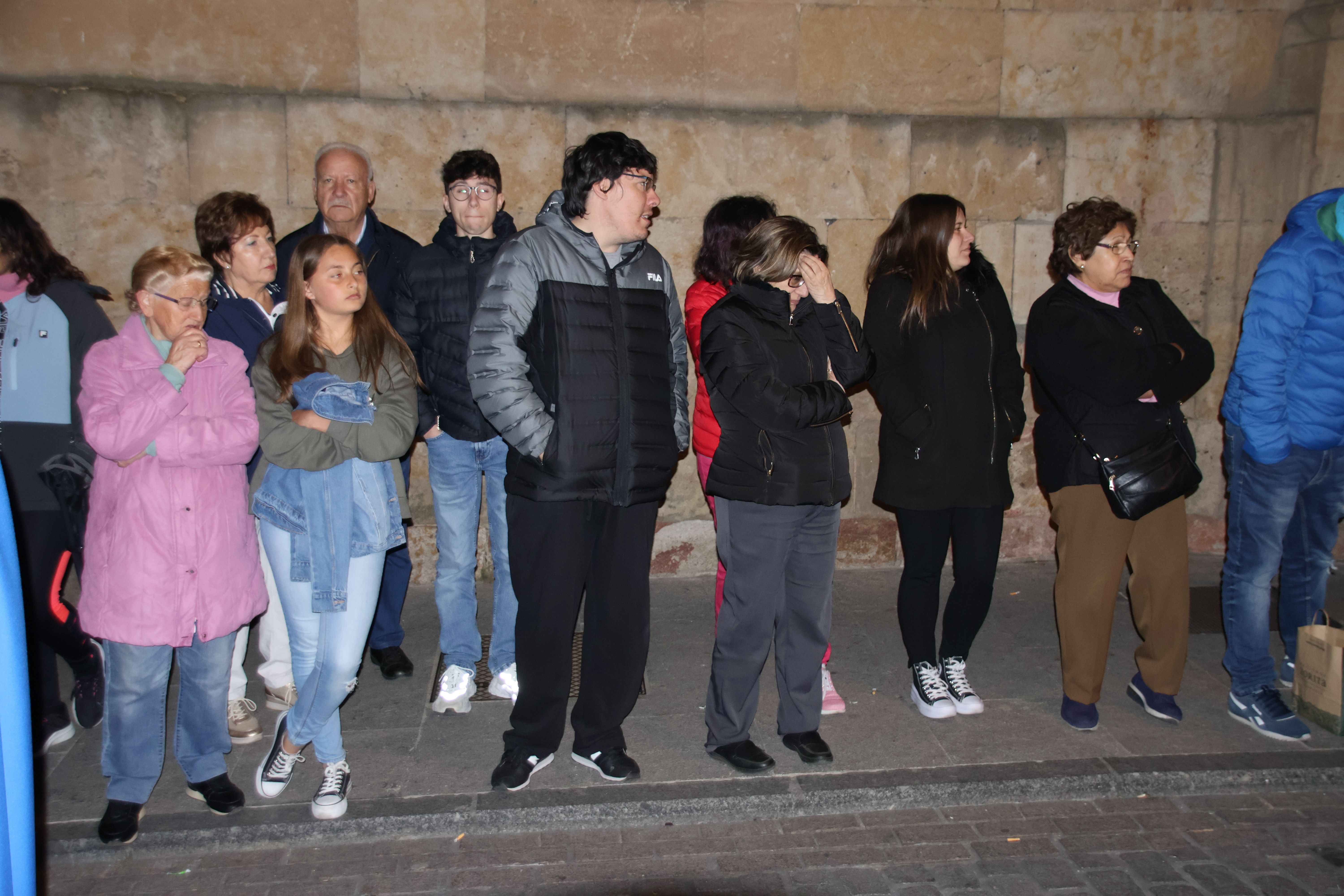 Ambiente en la procesión del Cristo de los Doctrinos y la Virgen de la Amargura de la Cofradía de la Vera Cruz