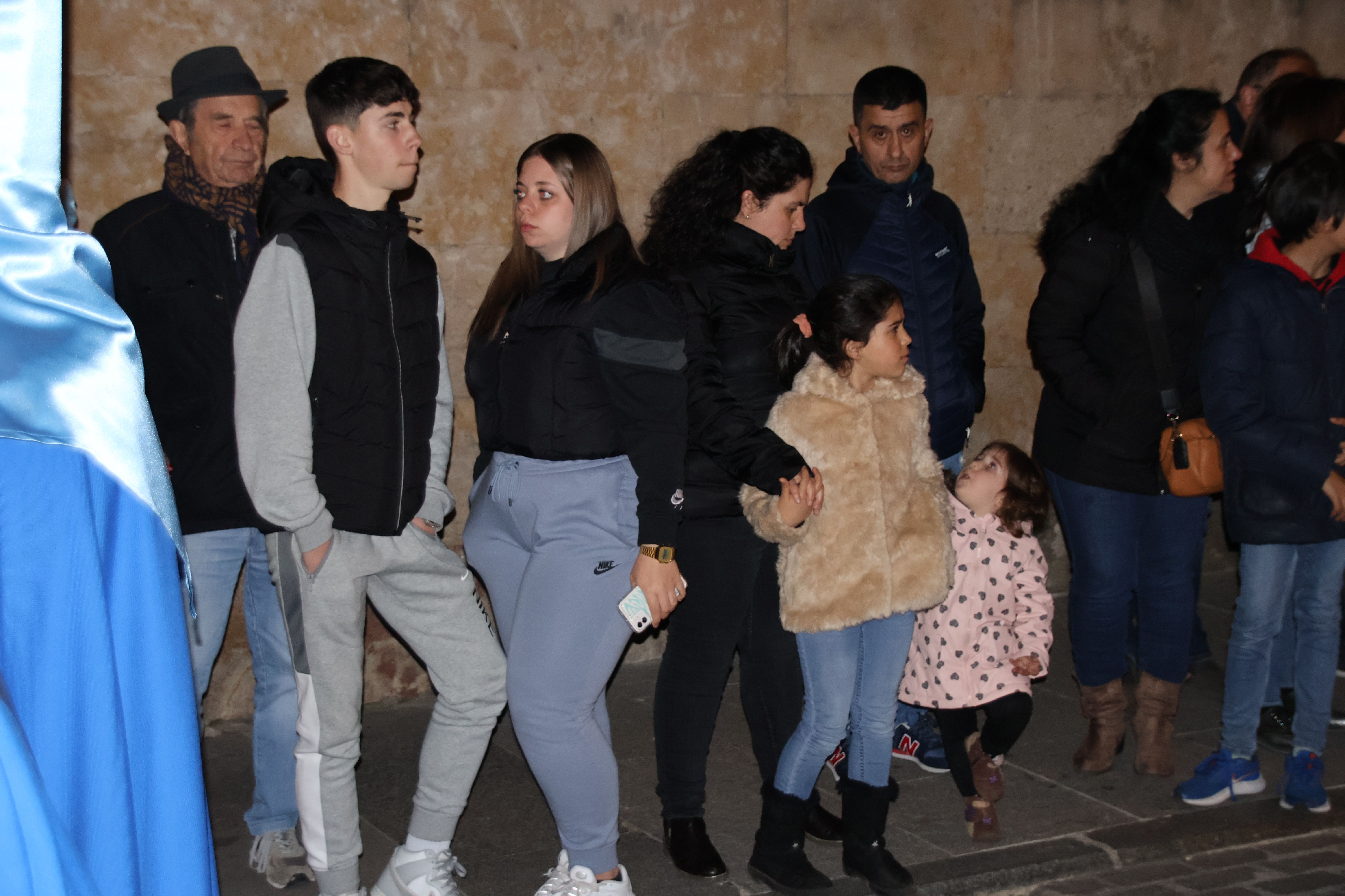 Ambiente en la procesión del Cristo de los Doctrinos y la Virgen de la Amargura de la Cofradía de la Vera Cruz