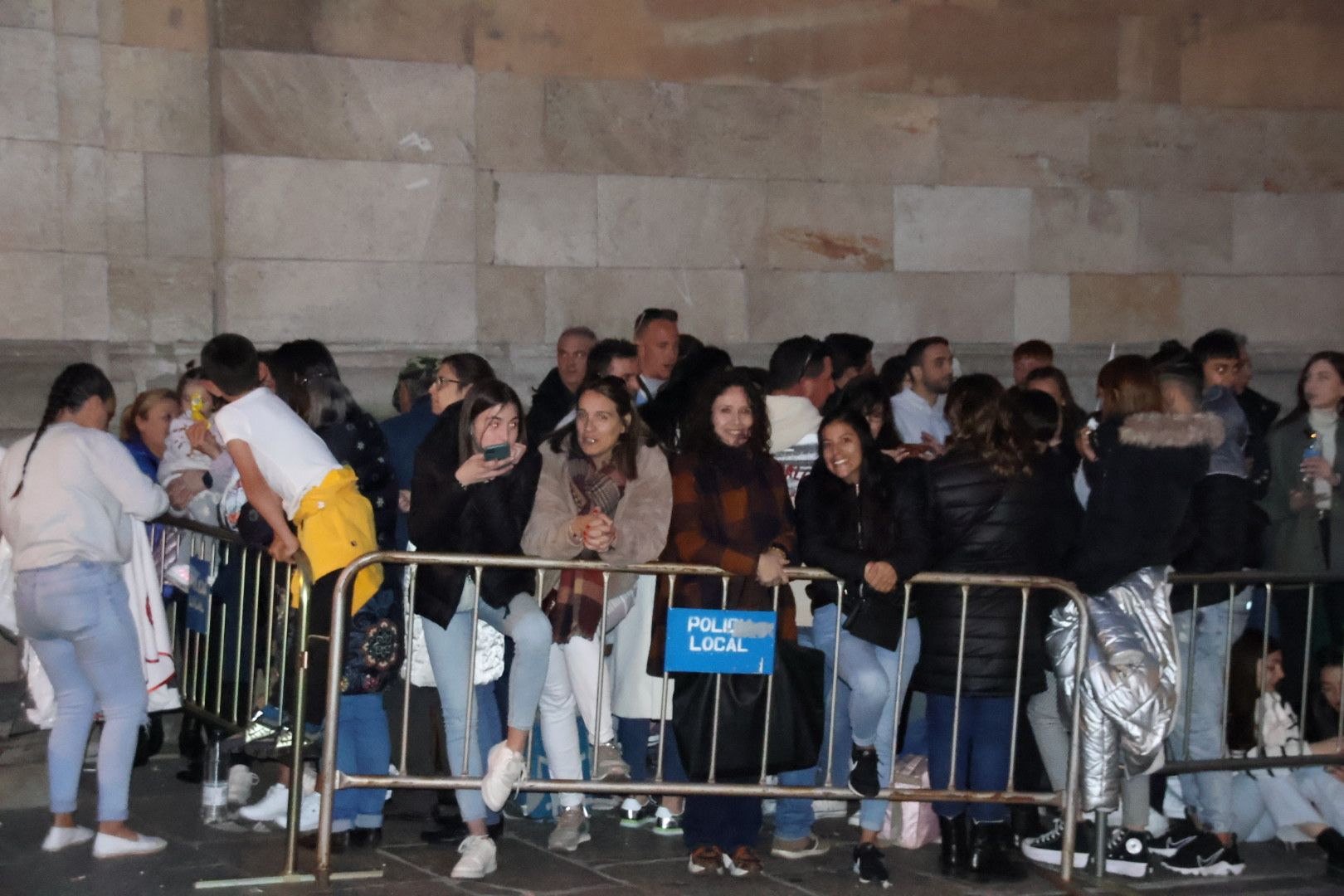 Ambiente en la Procesión de la Hermandad de Jesús Flagelado y Nuestra Señora de las Lágrimas