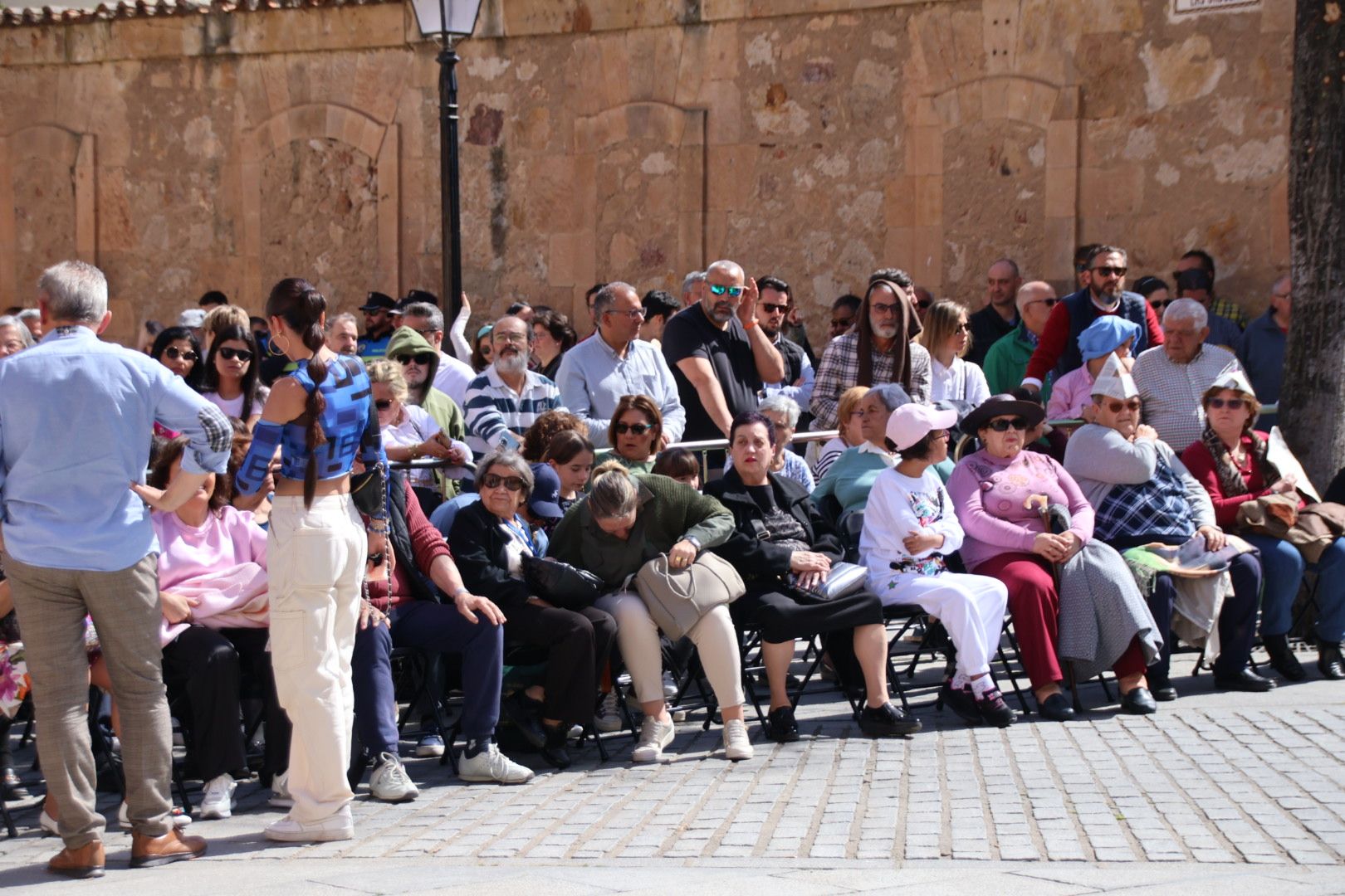 Ambiente en la Procesión del Santo Entierro de la Cofradía de la Vera Cruz