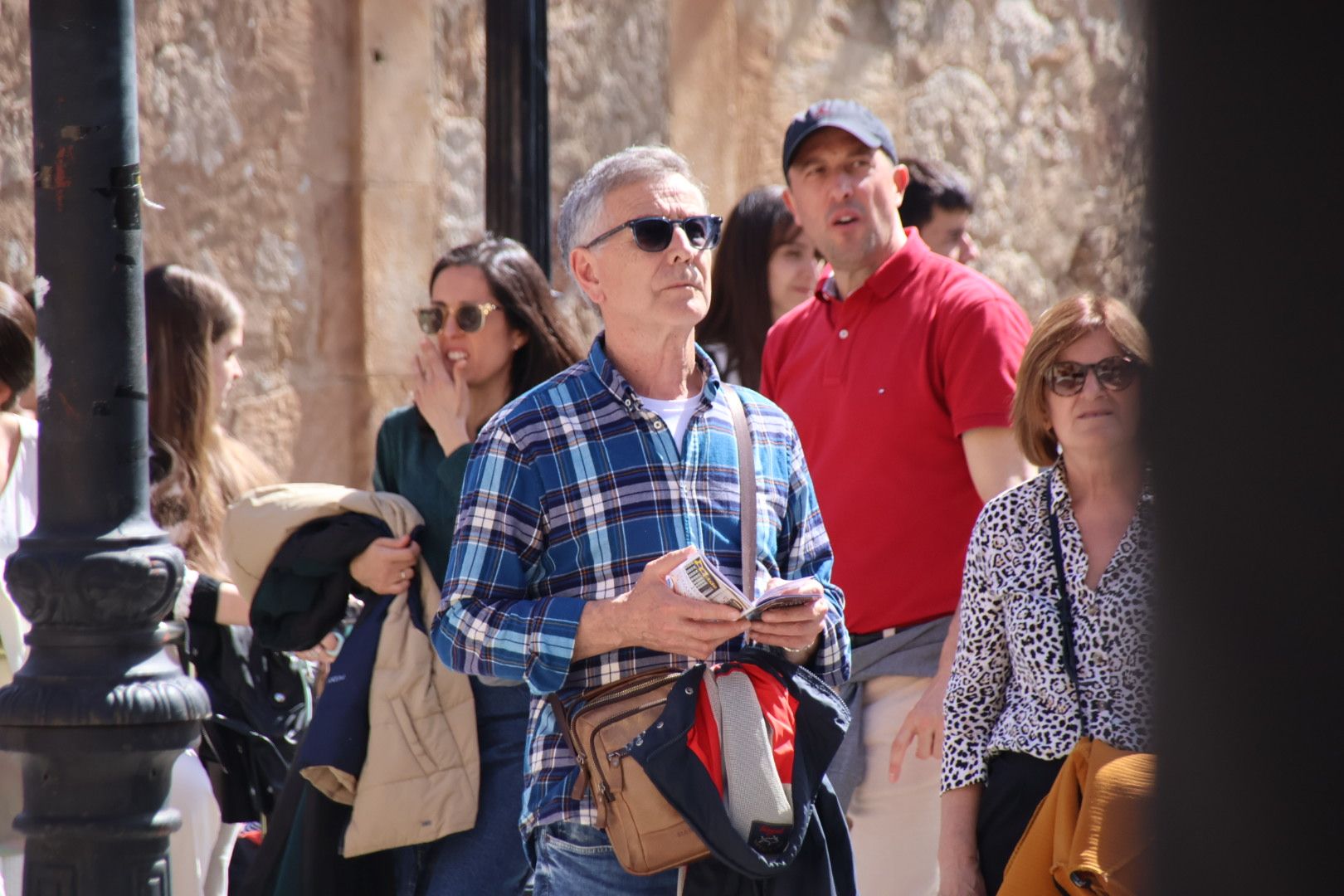 Ambiente en la Procesión del Santo Entierro de la Cofradía de la Vera Cruz