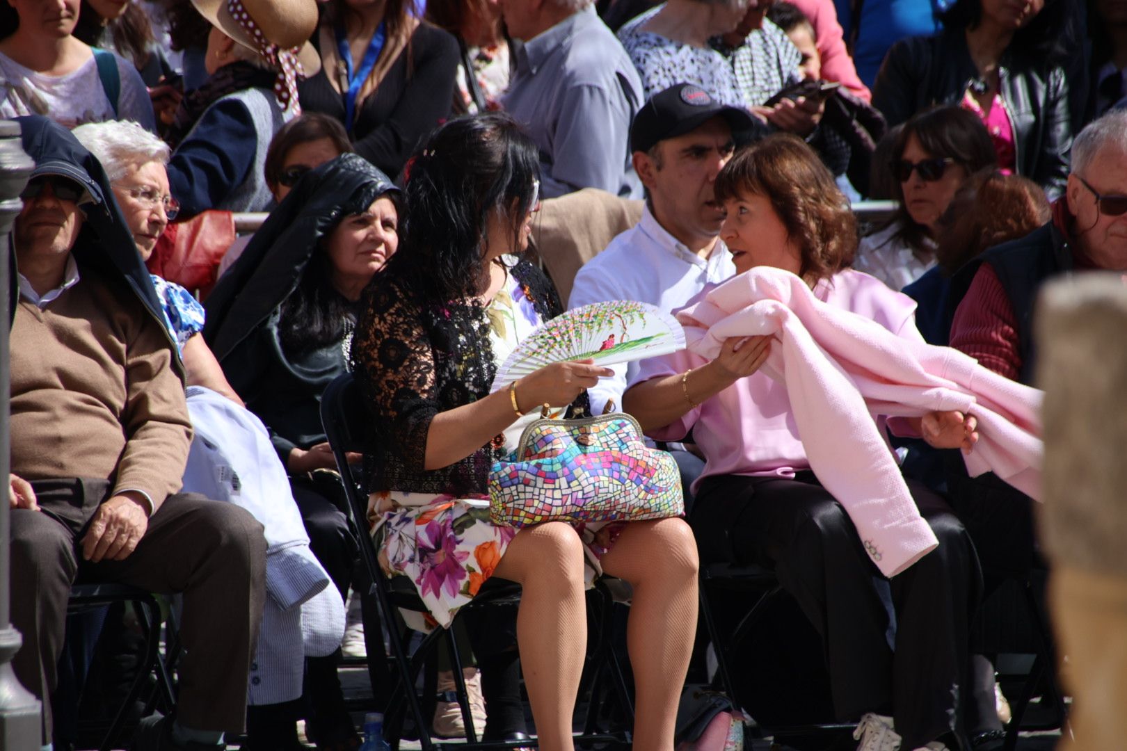 Ambiente en la Procesión del Santo Entierro de la Cofradía de la Vera Cruz