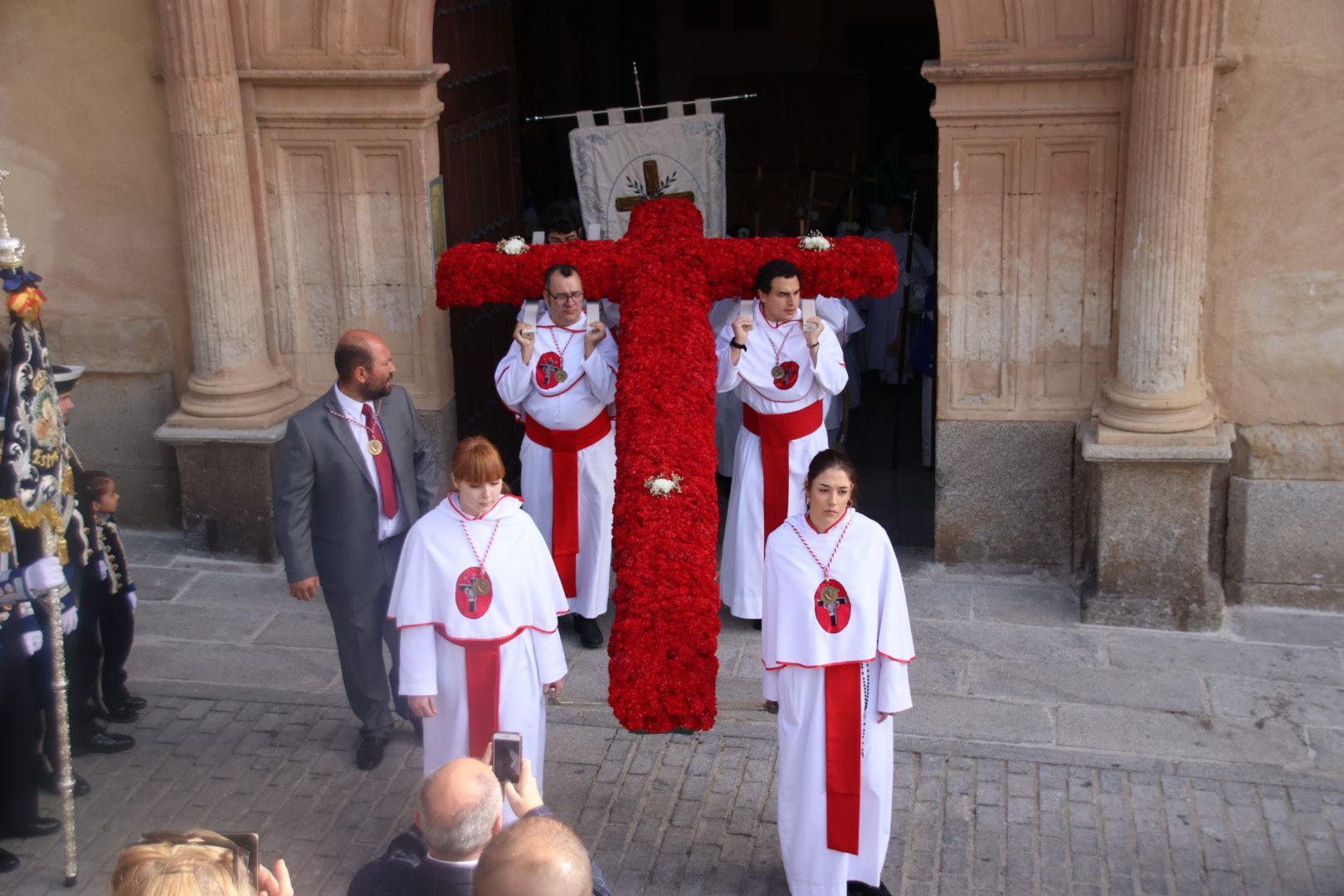 Procesión de Nuestra Señora de la Alegría de la Cofradía de la Vera Cruz