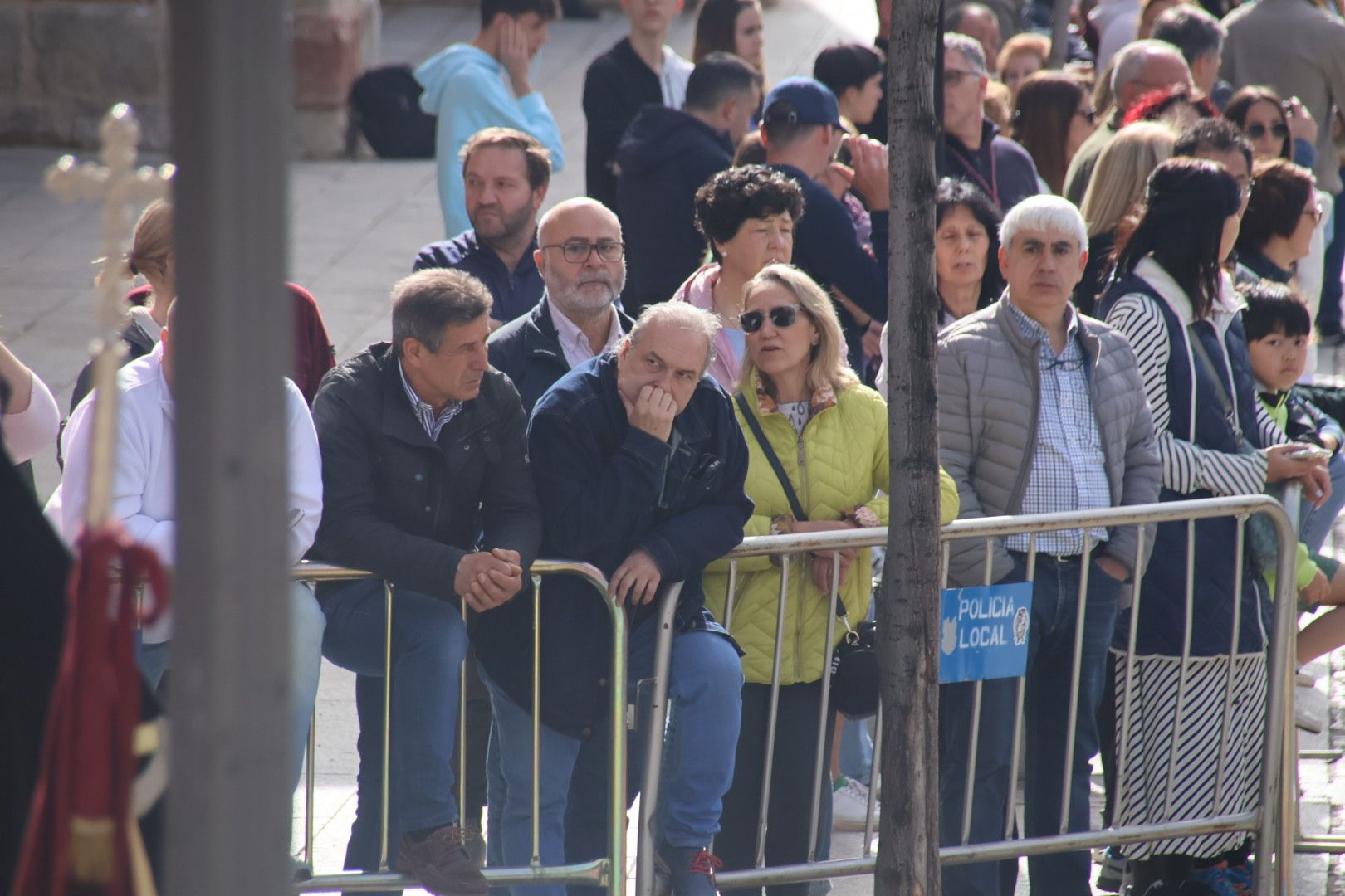 Ambiente en la Procesión de Nuestra Señora de la Alegría y en la Procesión de Jesús Resucitado de la Cofradía de la Vera Cruz