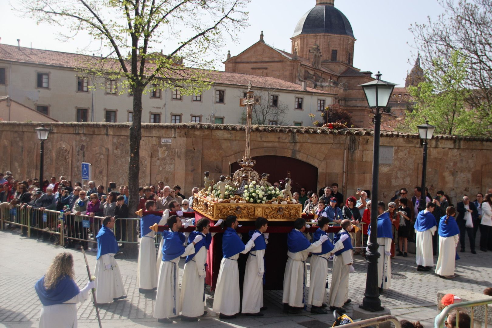 Procesión de Jesús Resucitado de la Cofradía de la Vera Cruz