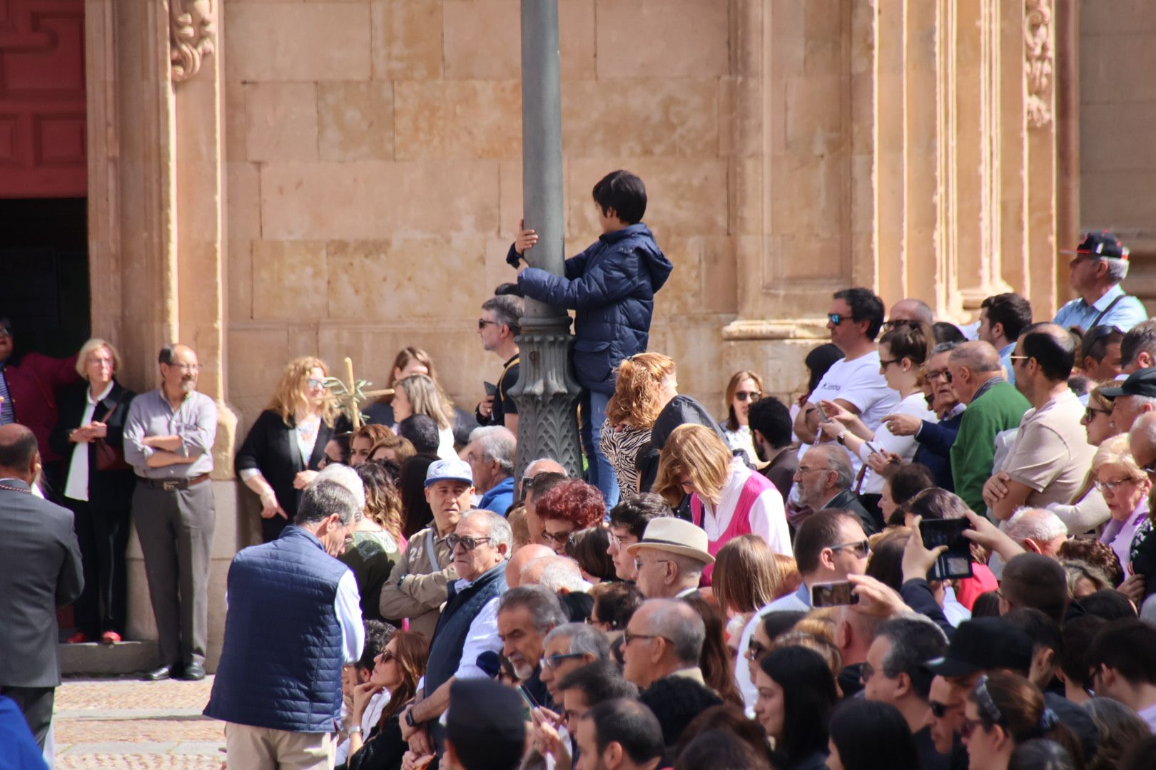 Procesión conjunta de Resurrección de la Cofradía de la Vera Cruz