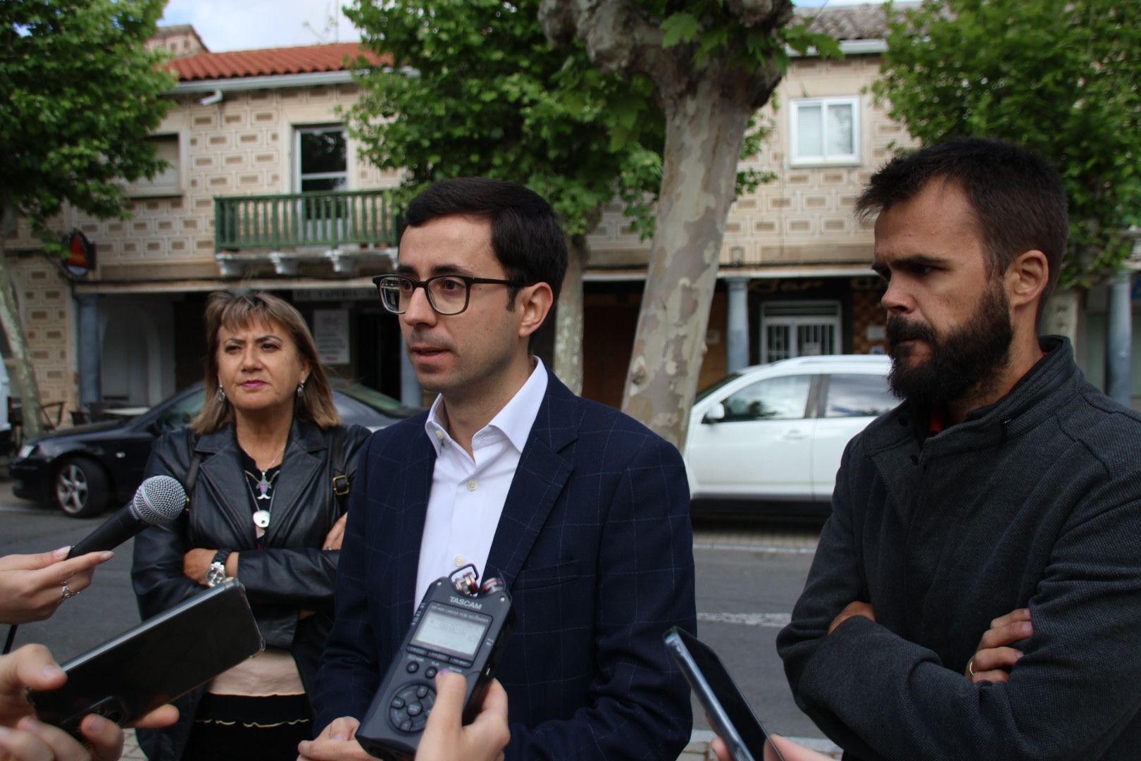 José Luis Mateos, María García y Gabriel Álvarez informan sobre propuestas en materia de cultura