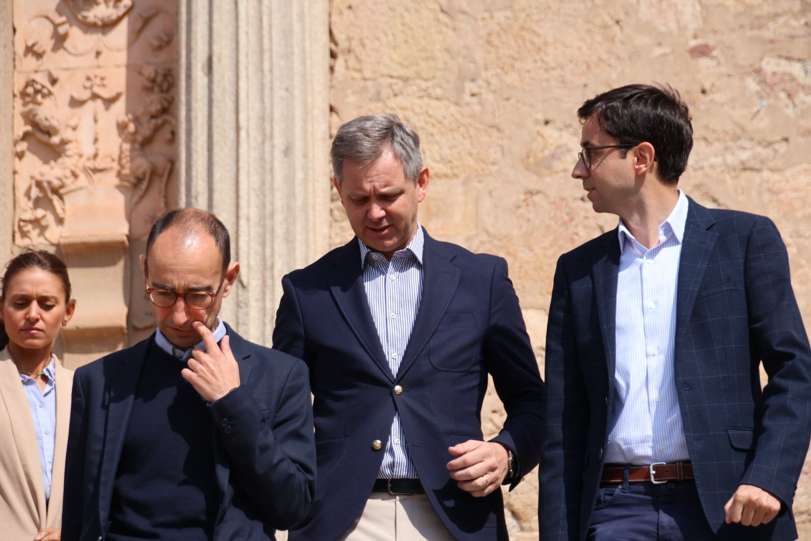 José Manuel Miñones, mantiene un encuentro con el candidato socialista a la Alcaldía de la ciudad de Salamanca y representantes del PSOE salmantino