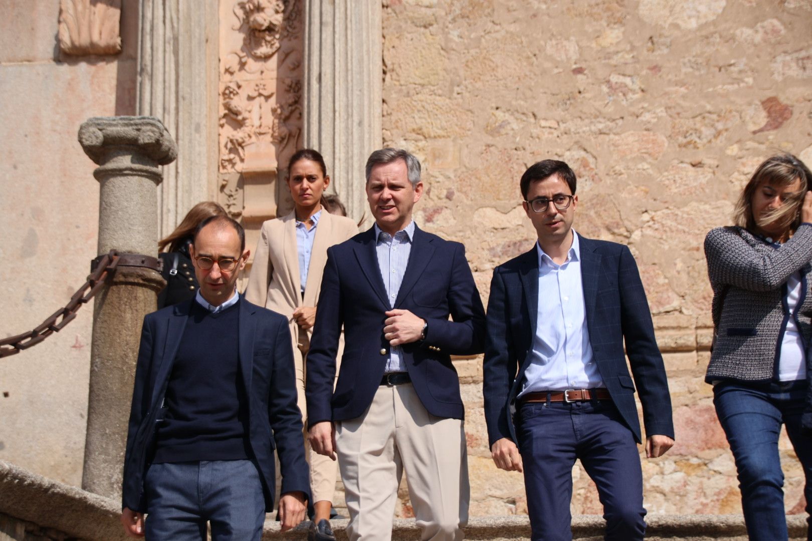 José Manuel Miñones, mantiene un encuentro con el candidato socialista a la Alcaldía de la ciudad de Salamanca y representantes del PSOE salmantino