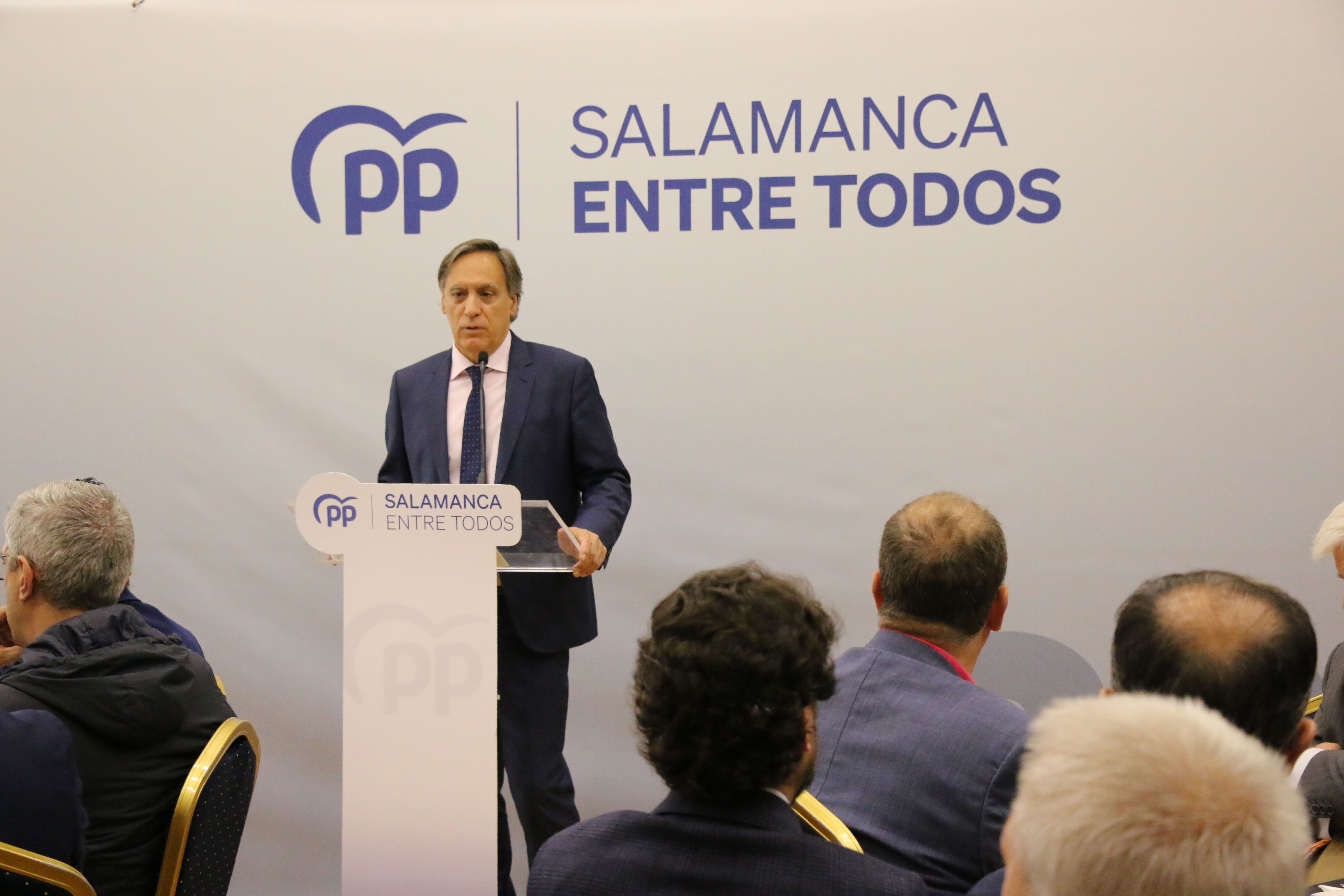 Encuentro de Carbayo con empresarios de diferentes sectores económicos de la ciudad de Salamanca