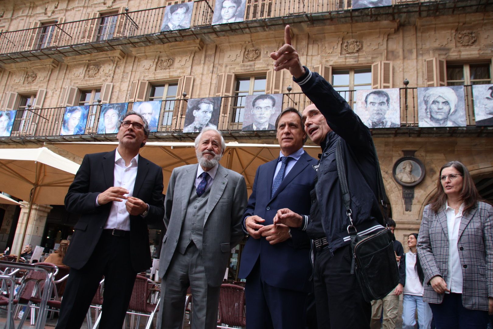 Carlos García Carbayo, el artista Florencio Maíllo y el folclorista Gabriel Calvo presentan el homenaje a Federico García Lorca con motivo del 125 Aniversario de su nacimiento