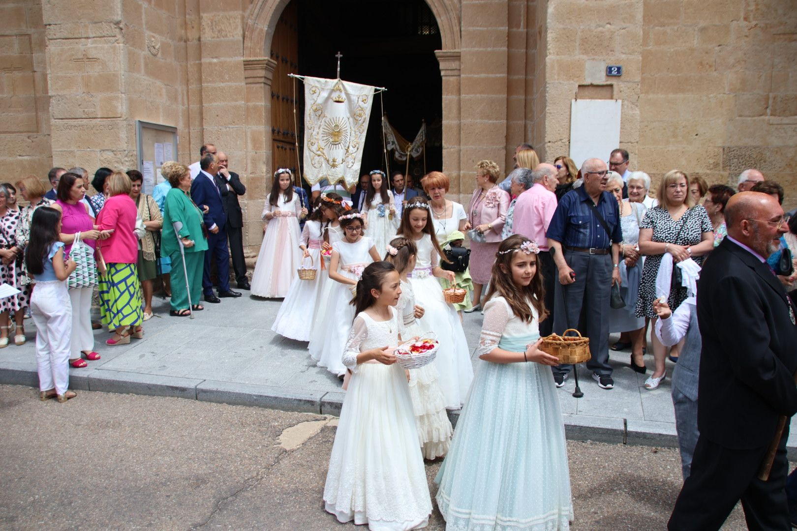 Procesión Corpus en Villares 2154