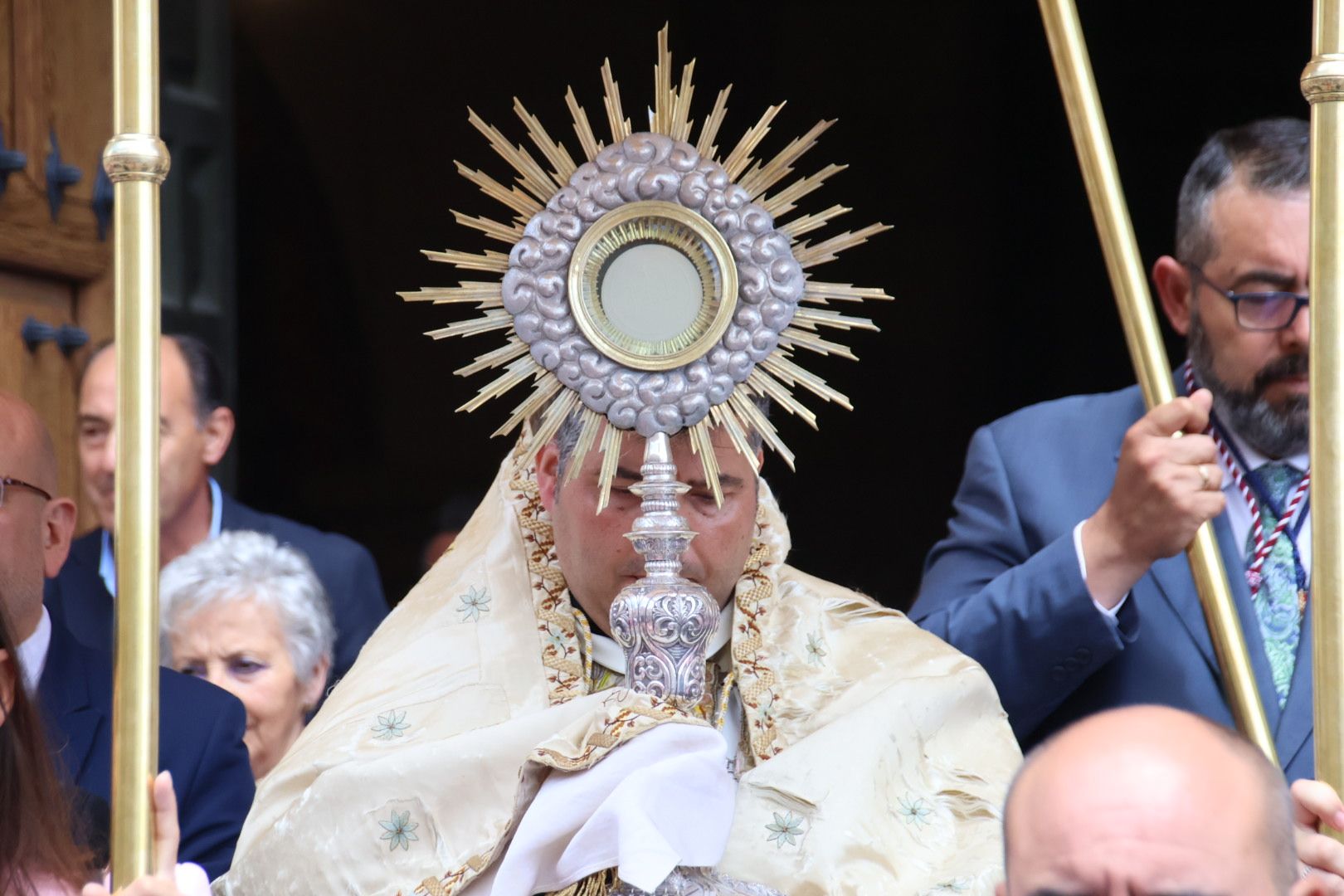 Procesión Corpus en Villares 