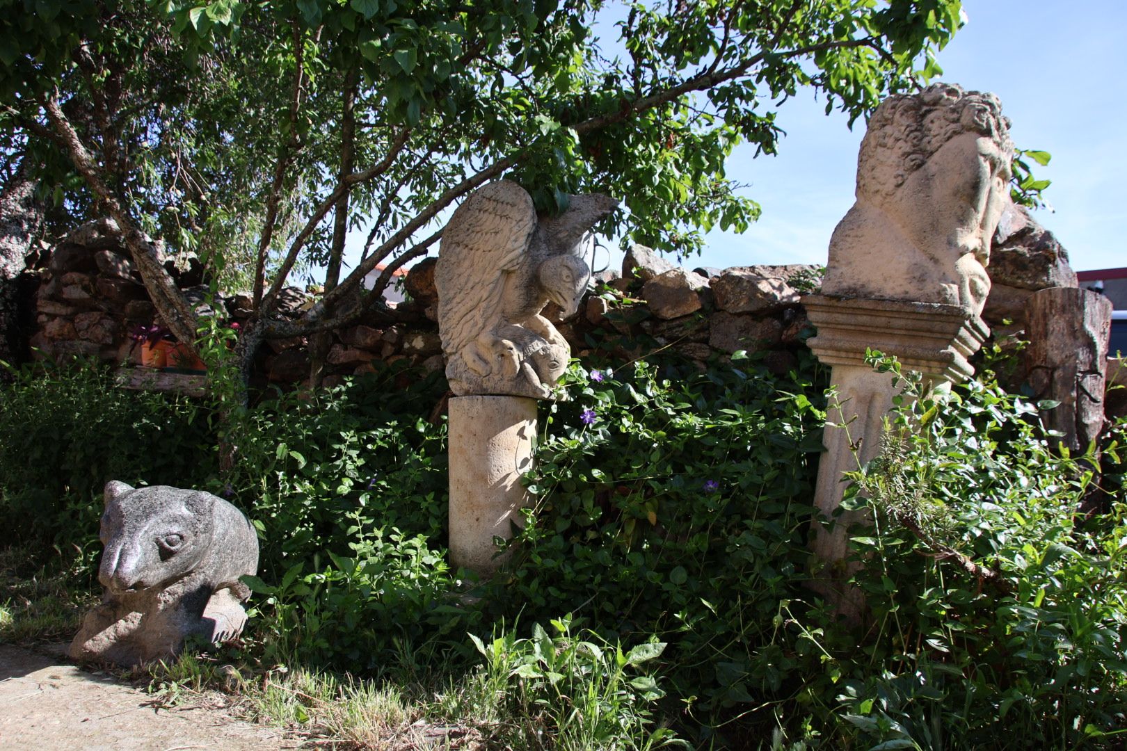 Obras del escultor salmantino Manuel Tomé