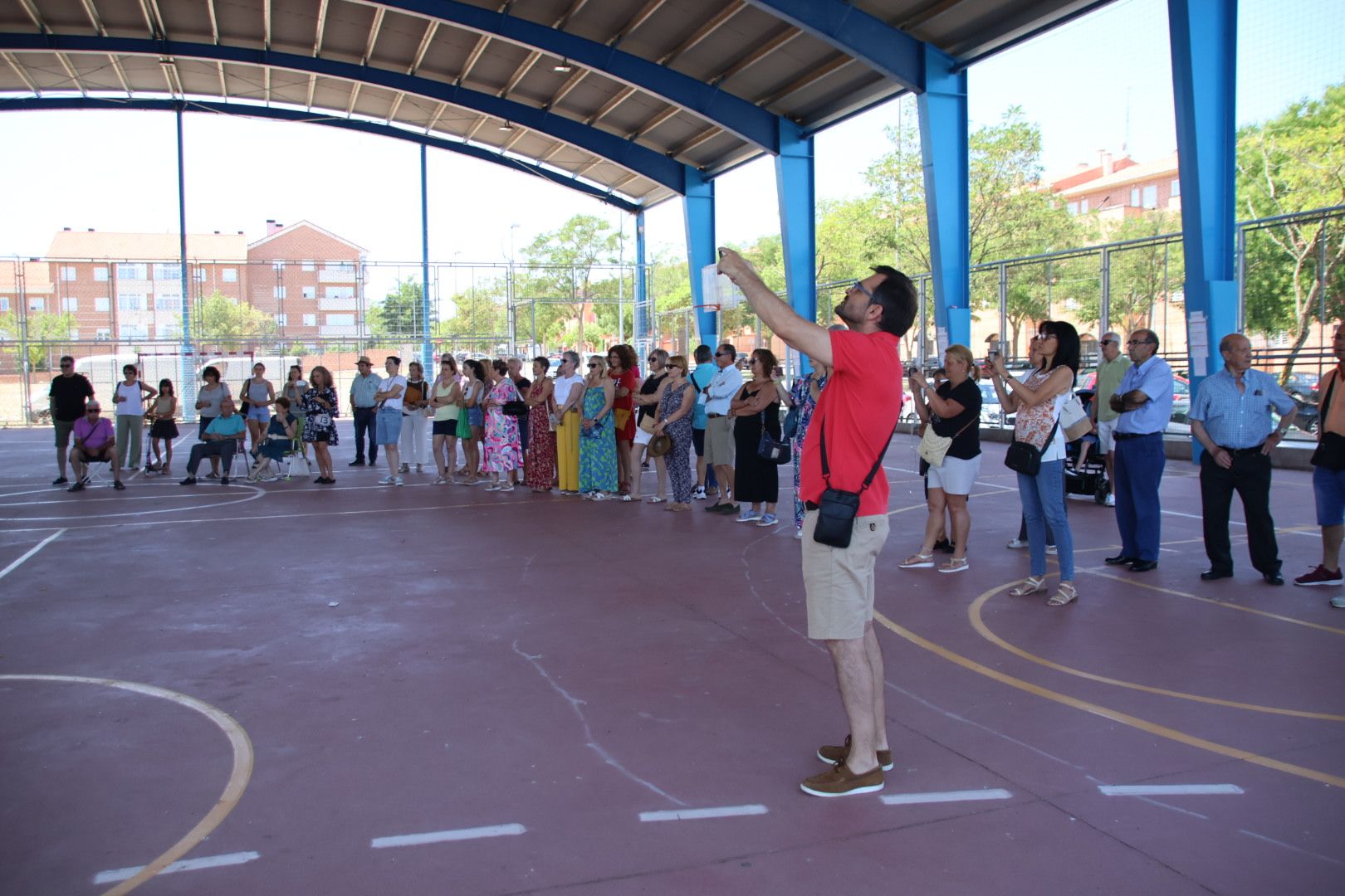 actos festivos de la Asociación de Vecinos Vistahermosa-Buenaventura