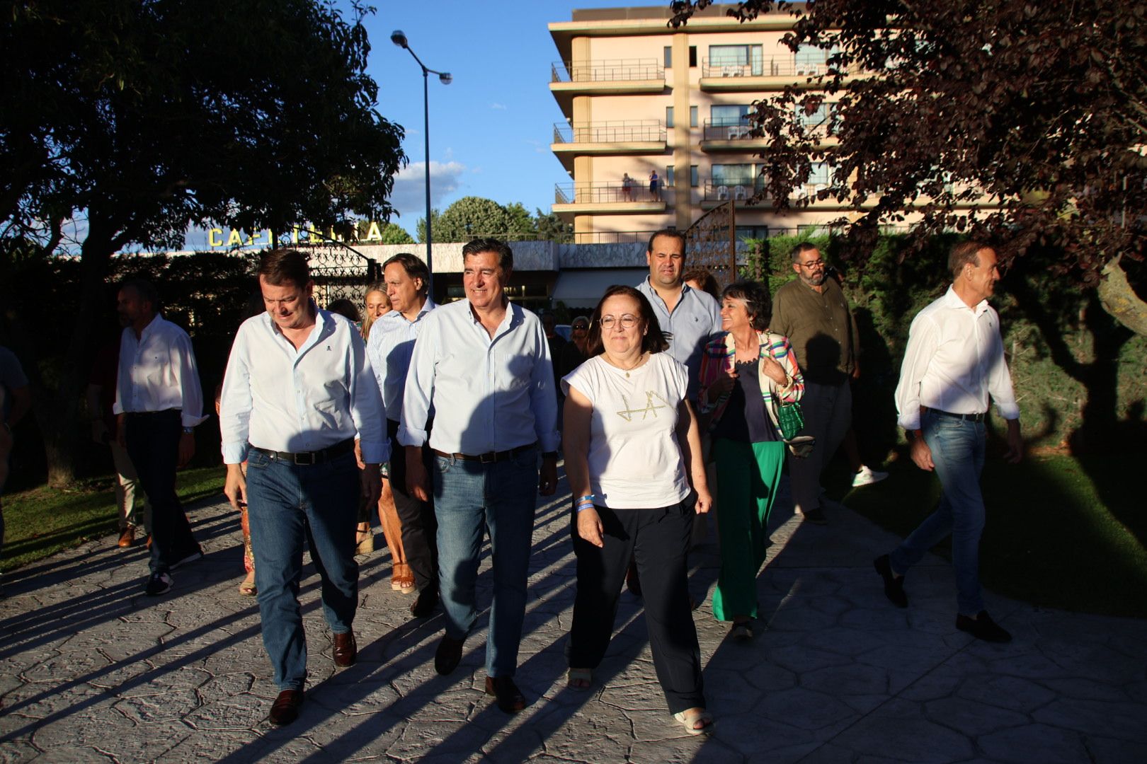 Acto electoral con alcaldes y concejales de la comarca de Salamanca