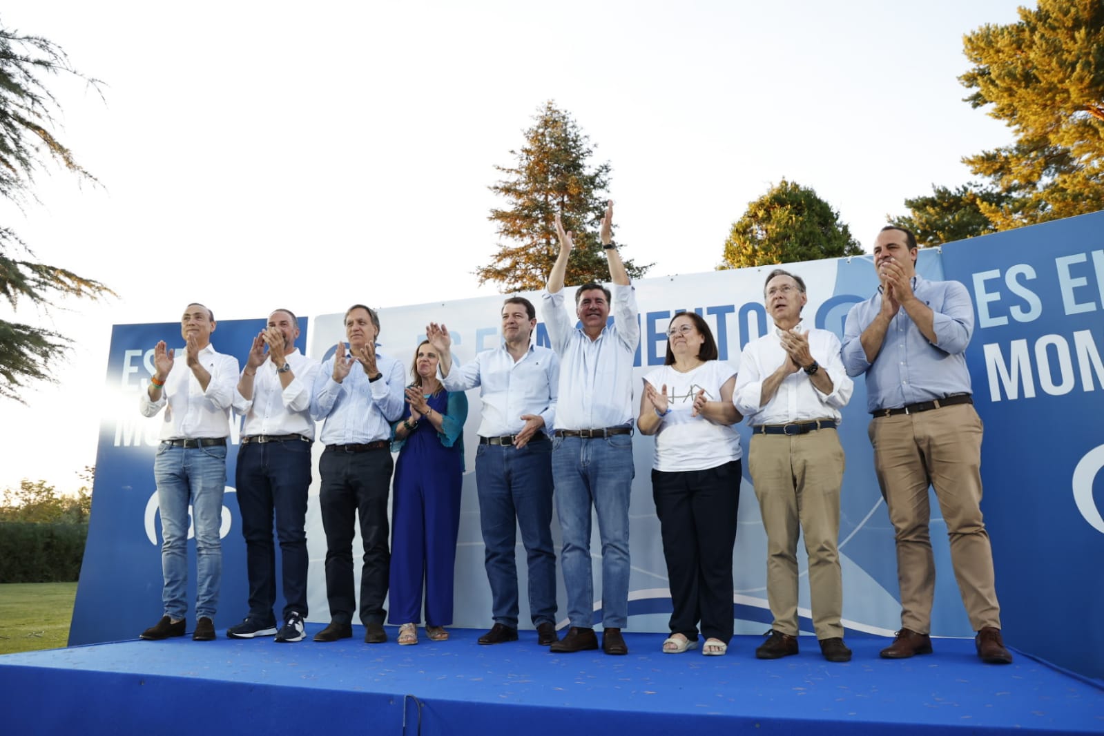 Acto electoral con alcaldes y concejales de la comarca de Salamanca