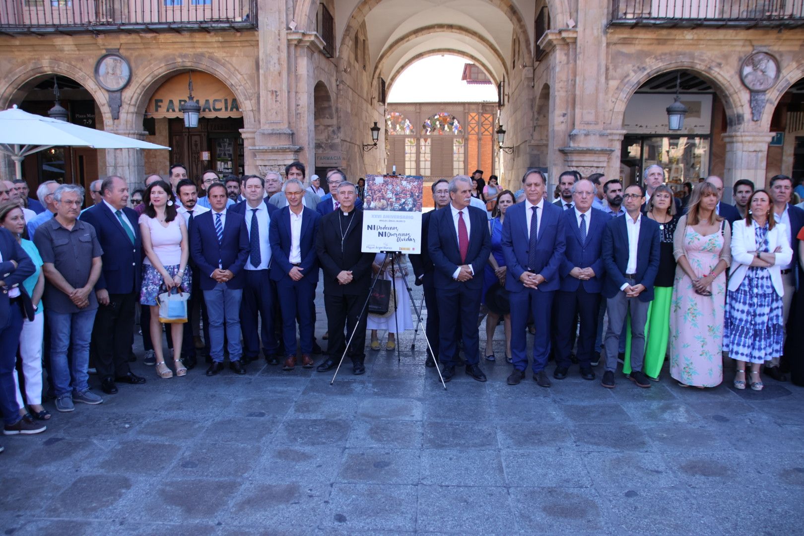 Minuto de silencio y homenaje a Miguel Ángel Blanco