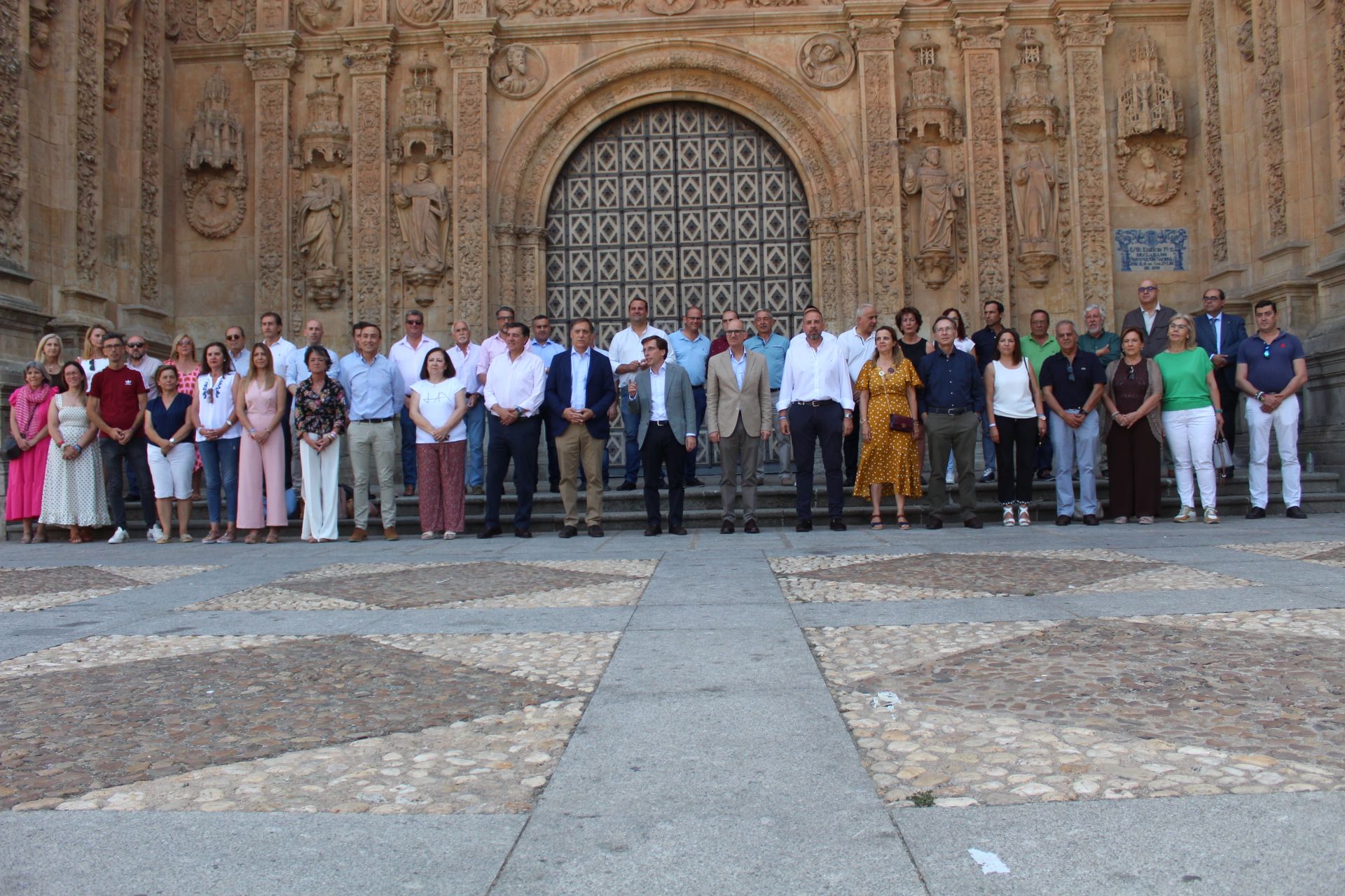 Almeida visita Salamanca