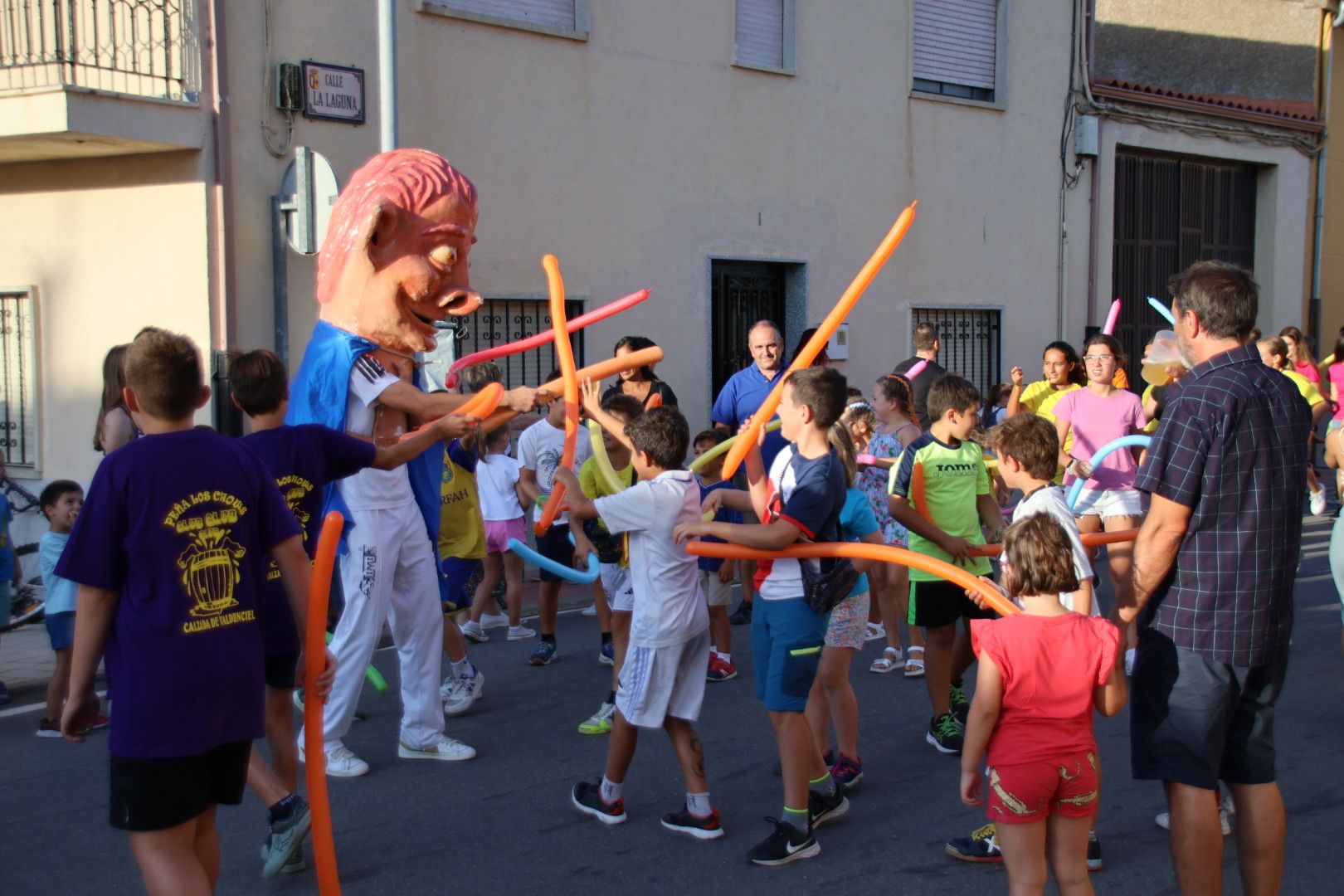 Encierro con carretones en Calzada de Valdunciel