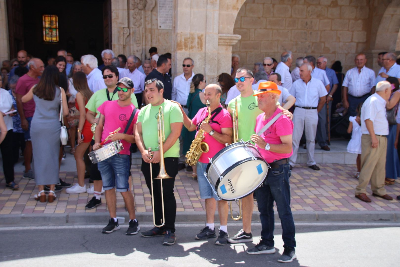 Misa y procesión en honor a Santa Elena en Calzada de Valdunciel