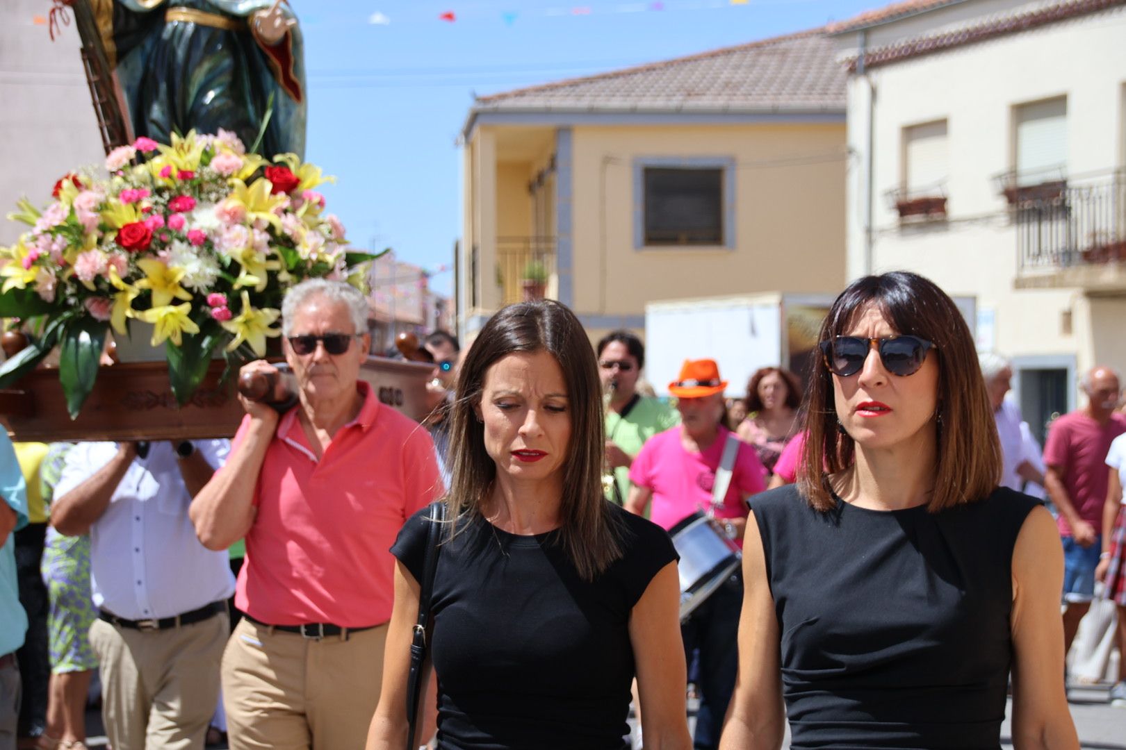 Misa y procesión en honor a Santa Elena en Calzada de Valdunciel