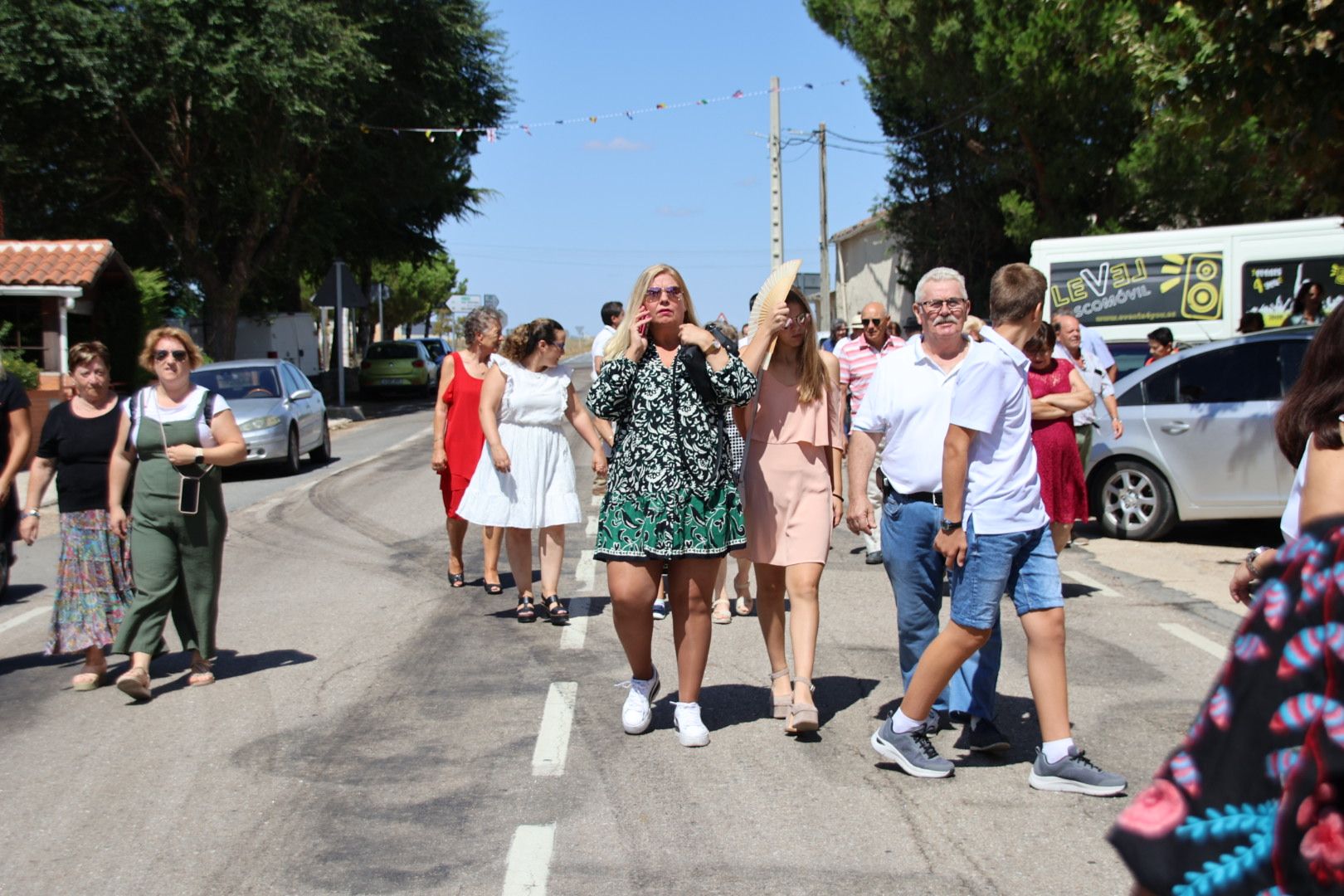 Procesión en honor a San Juan Bautista en La Vellés 