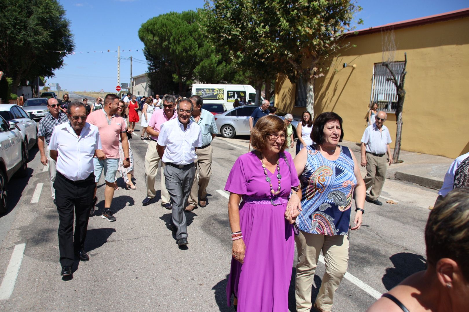 Procesión en honor a San Juan Bautista en La Vellés 