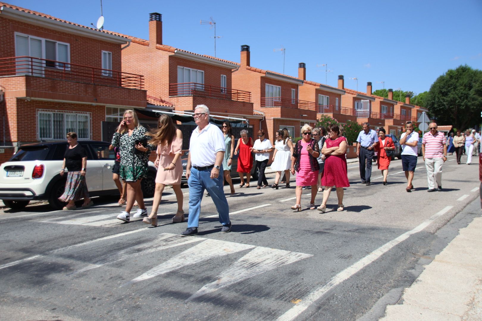 Procesión en honor a San Juan Bautista en La Vellés 