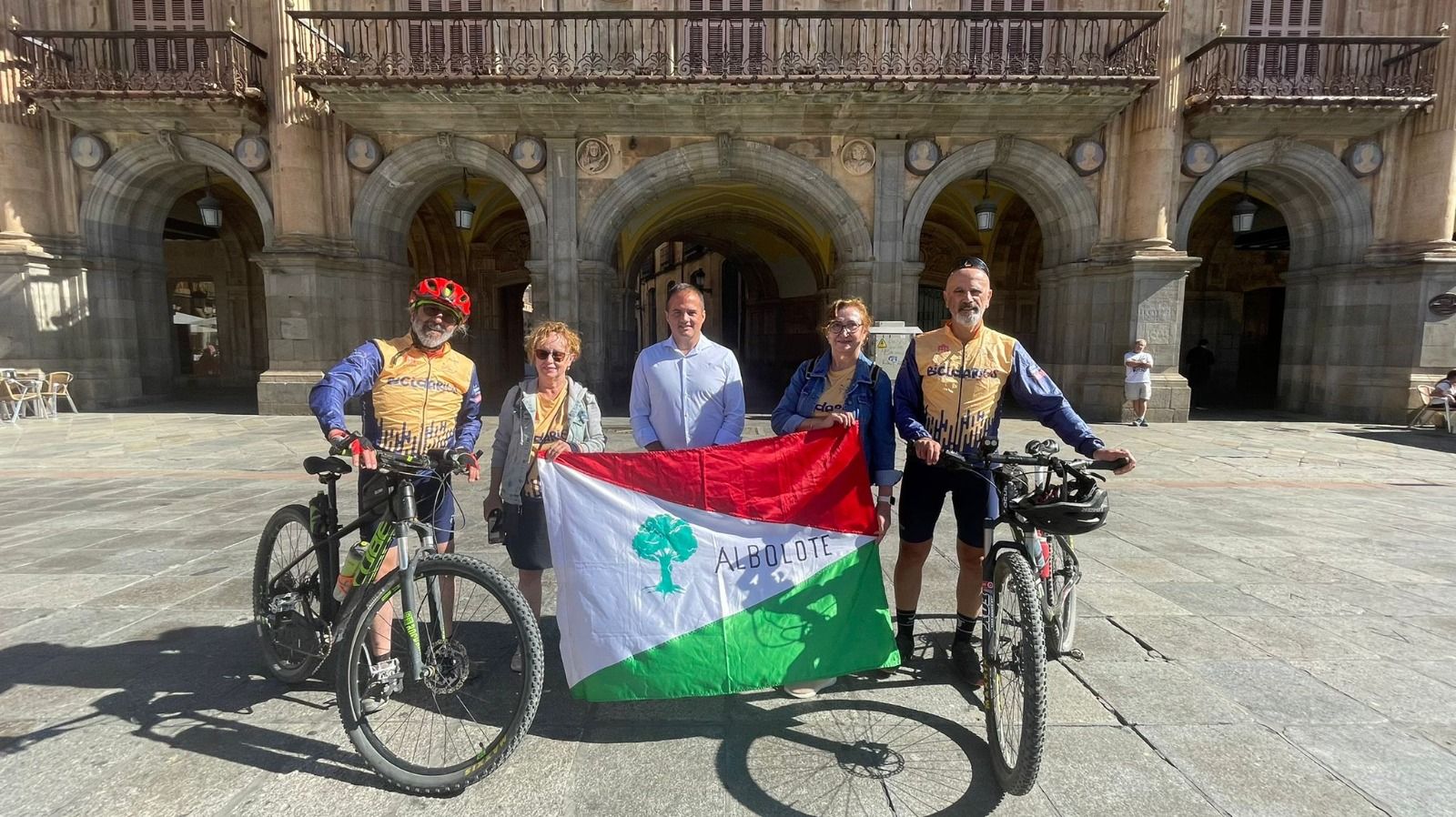 La iniciativa solidaria 'Bicidarios' llega a Salamanca 