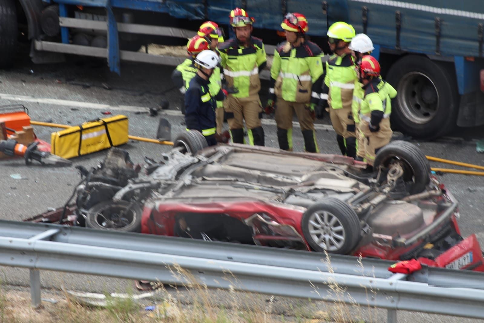  Gravísimo accidente en la A66, dirección Mozárbez (2)